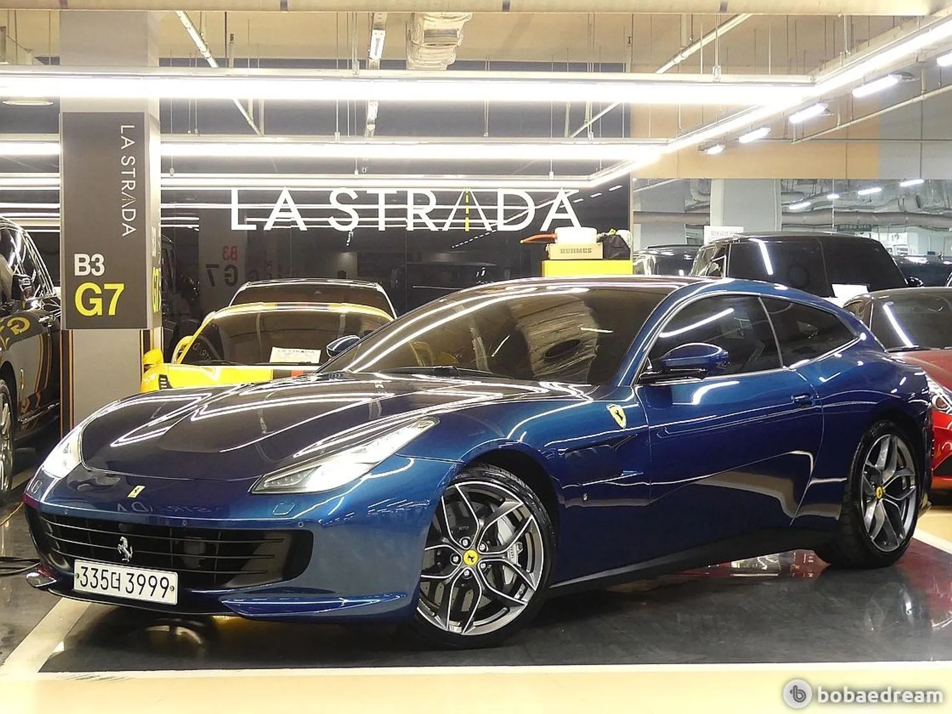 Ferrari GTC4 Rousseau превью 3