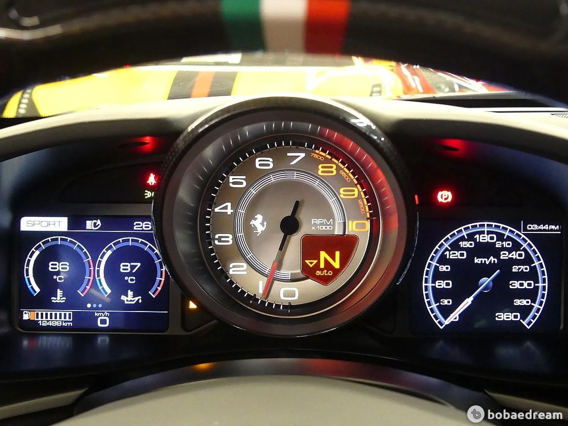 Ferrari GTC4 Rousseau превью 8