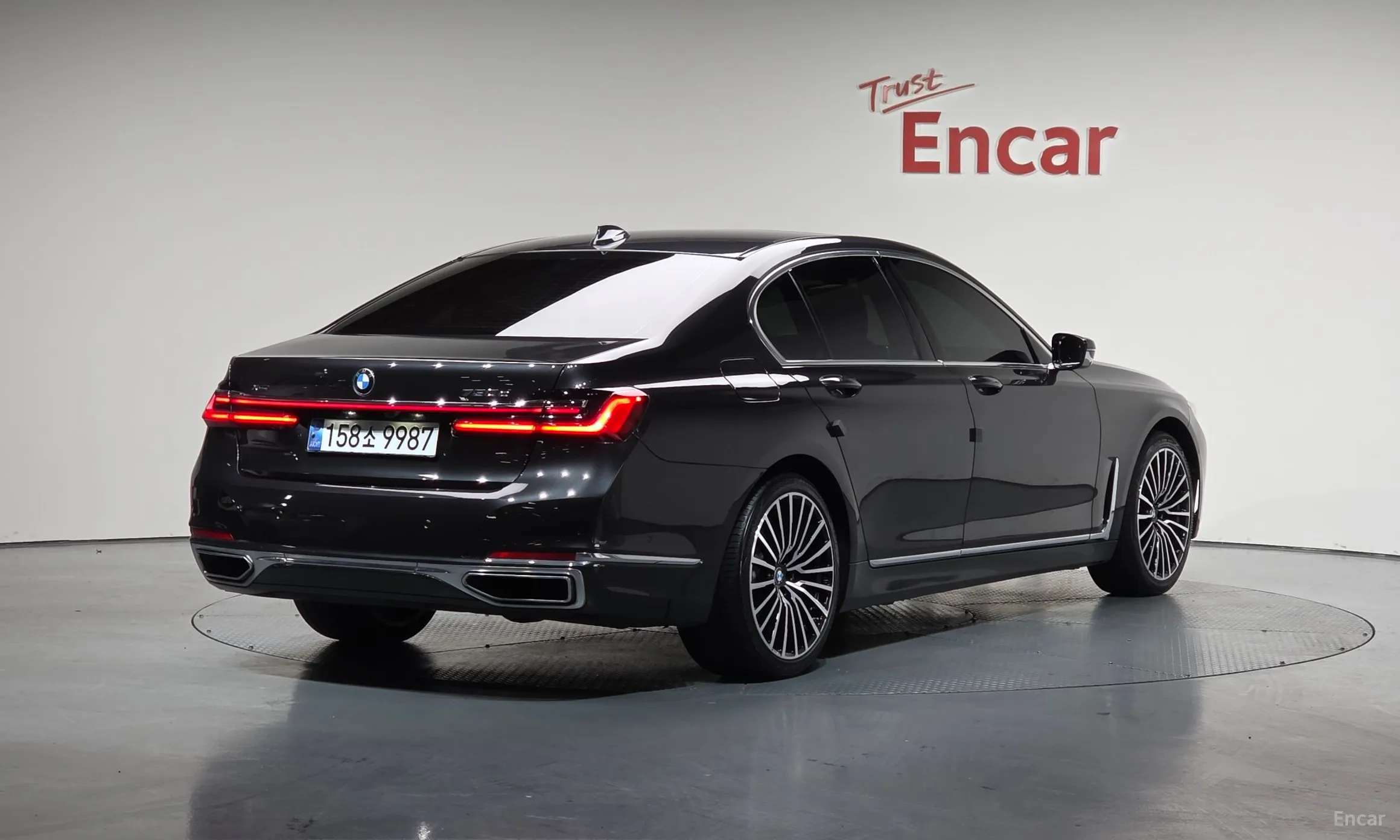 BMW 7 Series (G11)