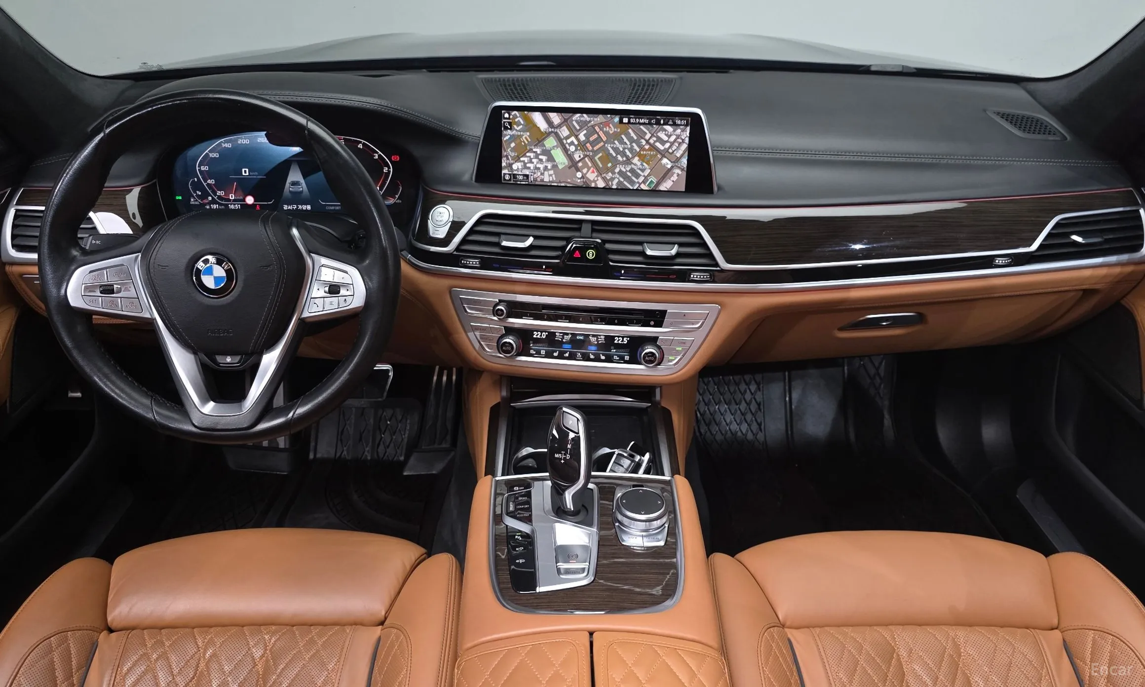 BMW 7 Series (G11) превью 7