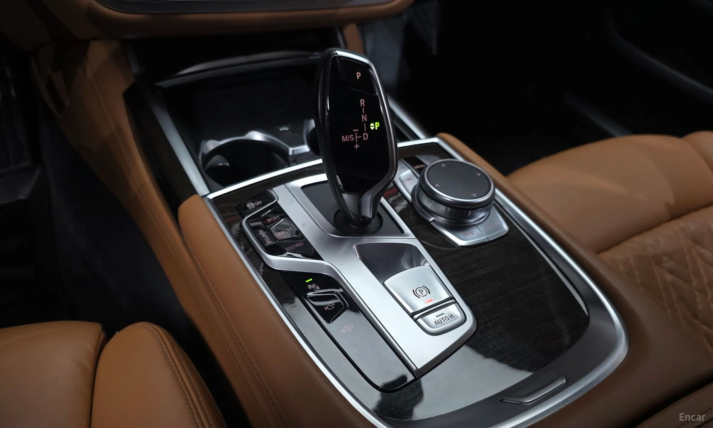 BMW 7 Series (G11) превью 9