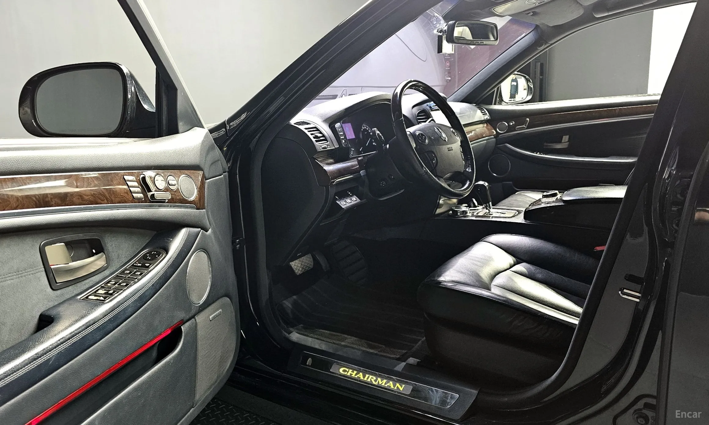 KG Mobility (SsangYong) Chairman W превью 12