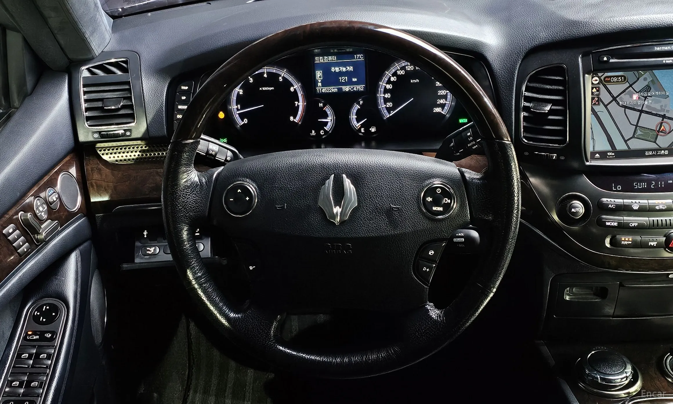 KG Mobility (SsangYong) Chairman W превью 15