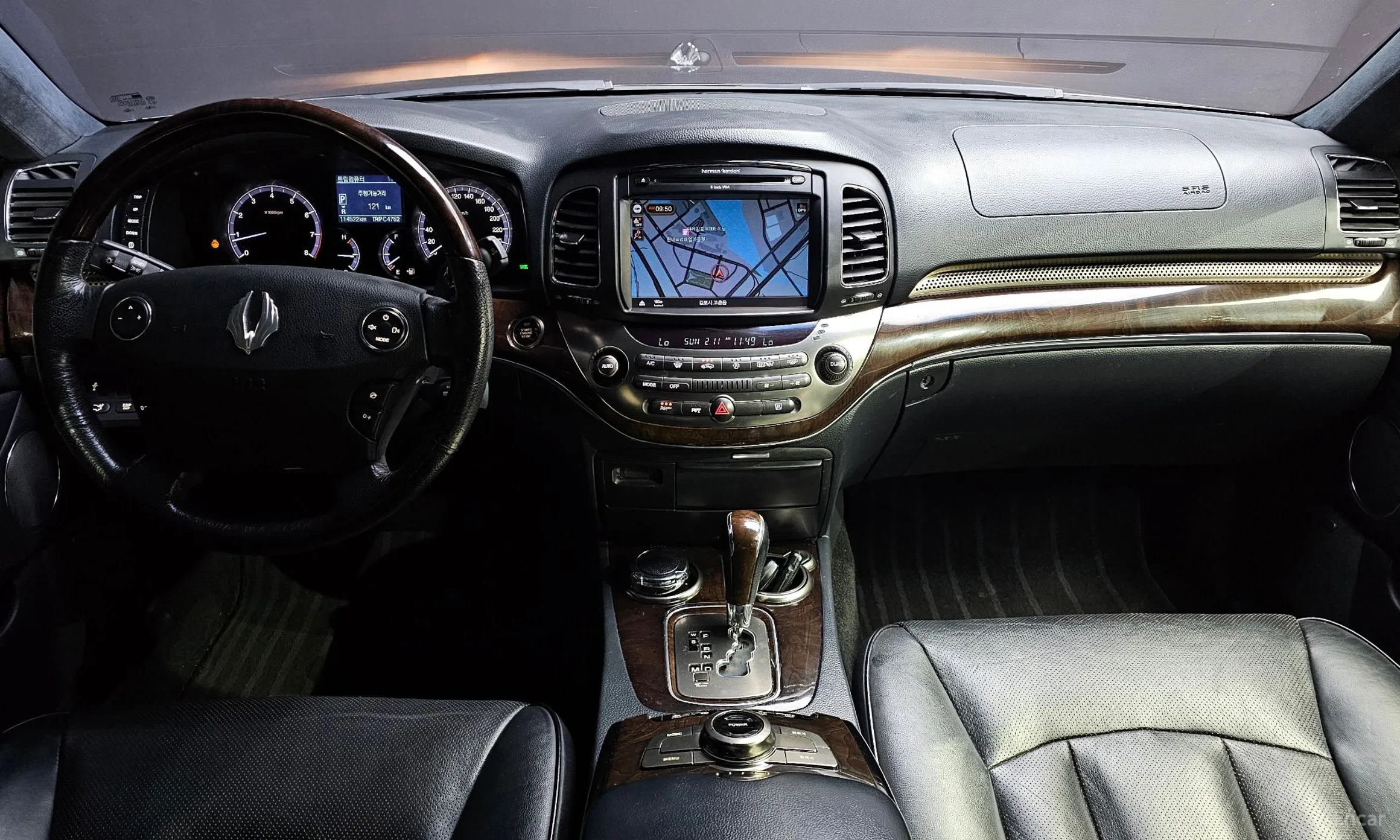 KG Mobility (SsangYong) Chairman W превью 7