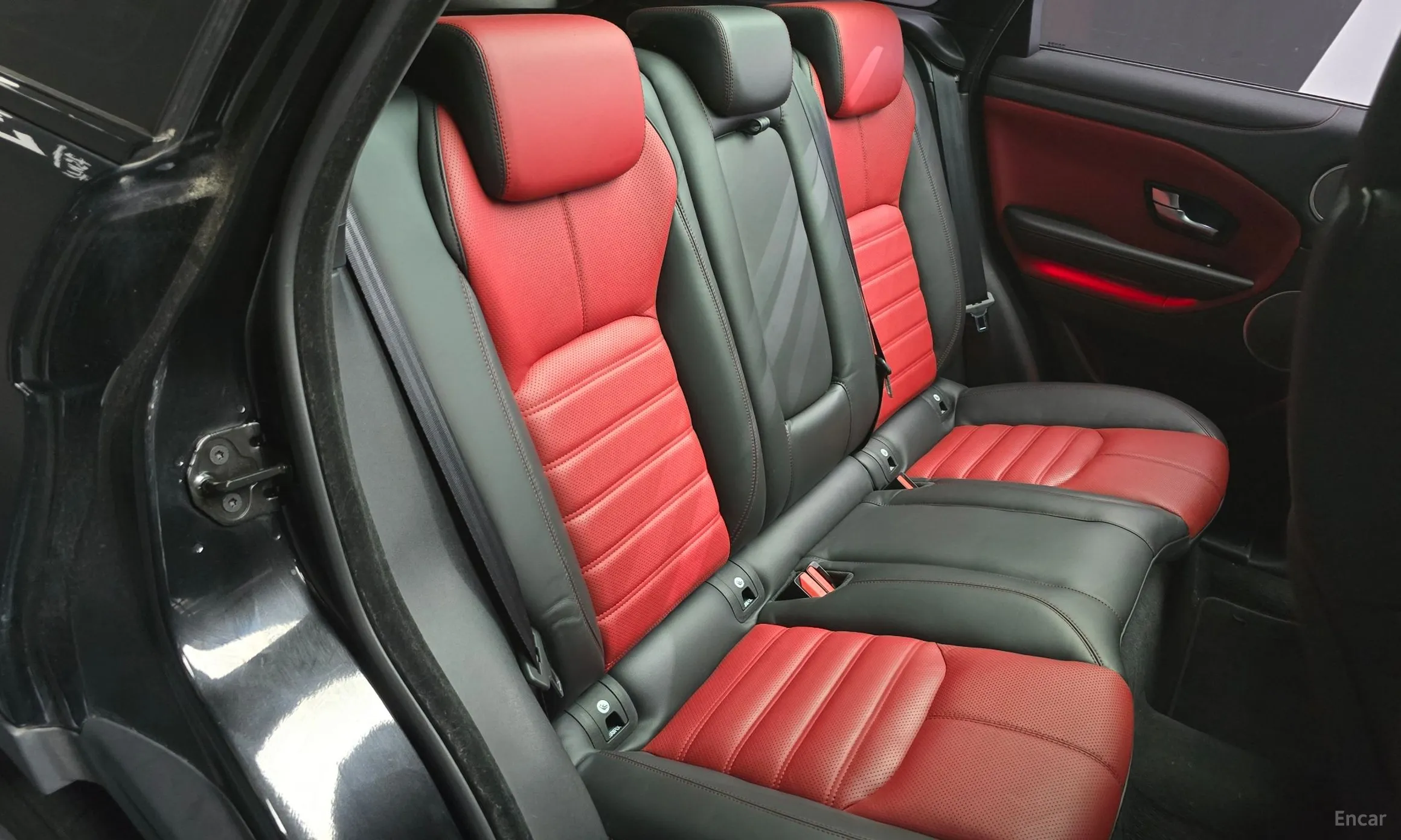 Land Rover Range Rover Evoque превью 12