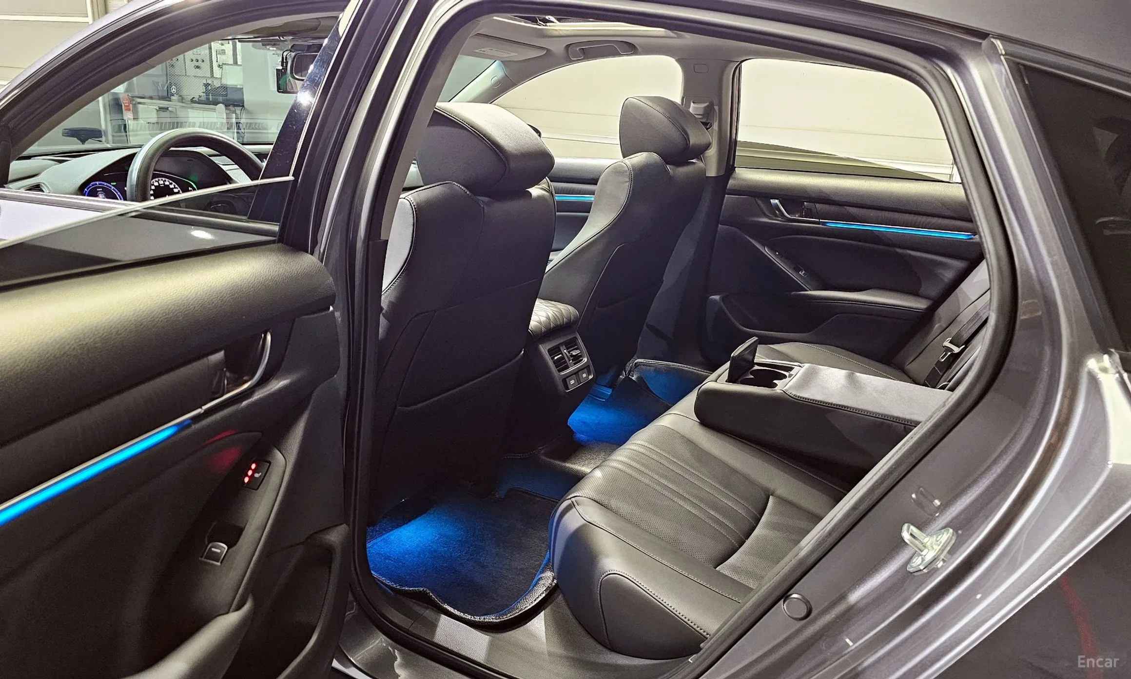 Honda Accord 10th Generation превью 11