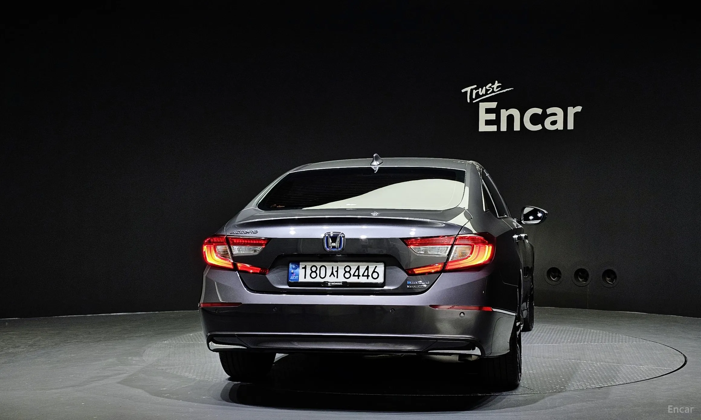 Honda Accord 10th Generation превью 4