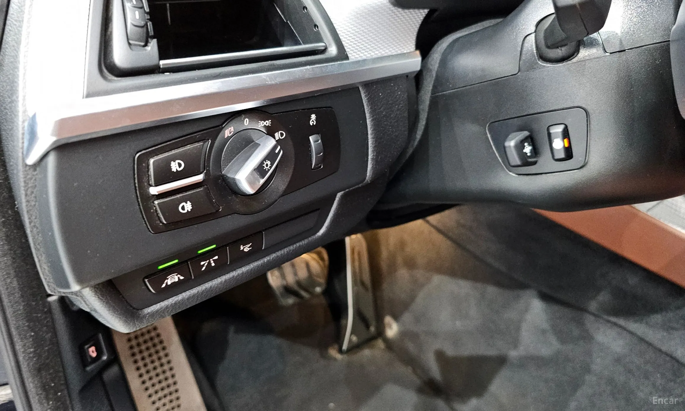 BMW 6 Series (F12) превью 16