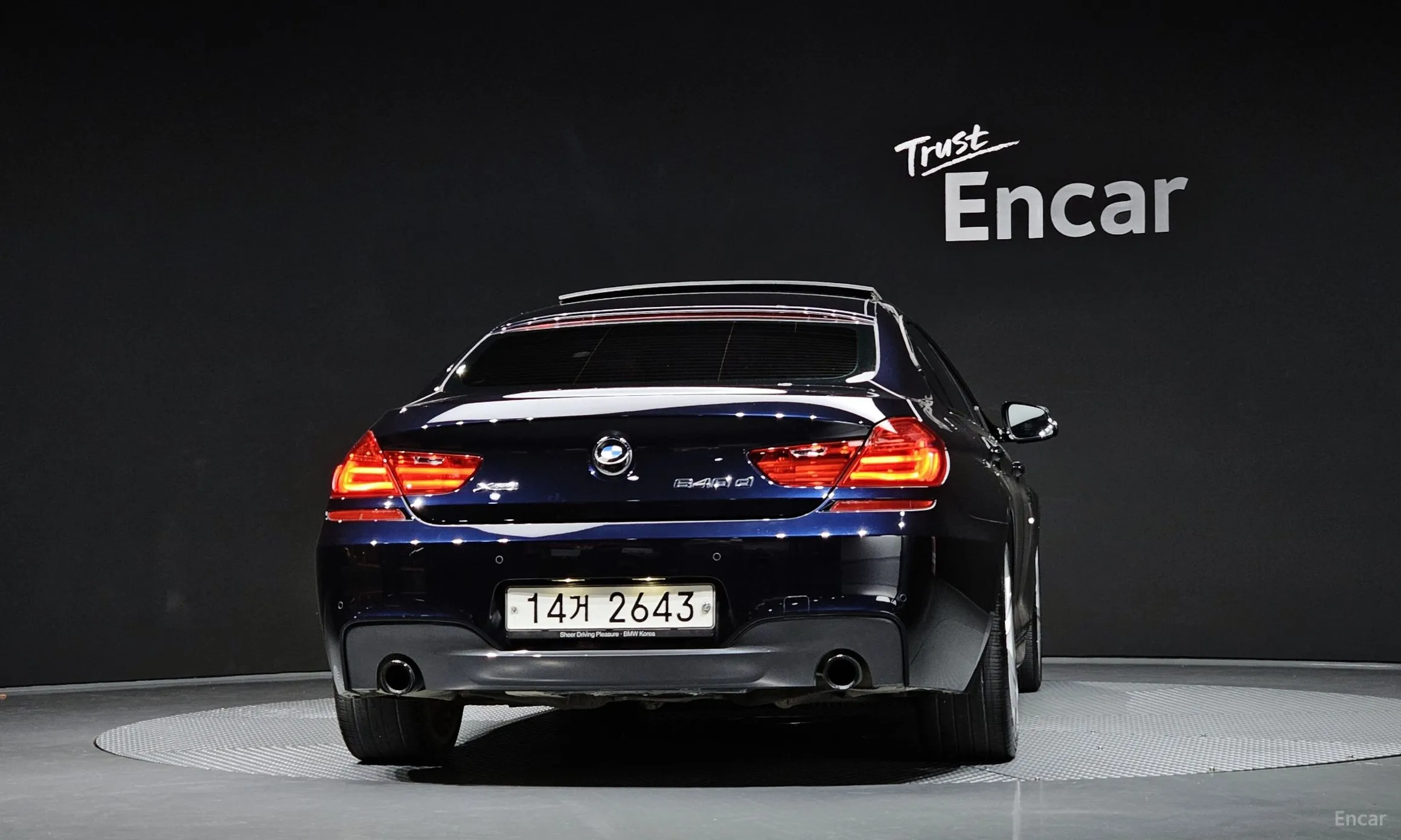 BMW 6 Series (F12) превью 4