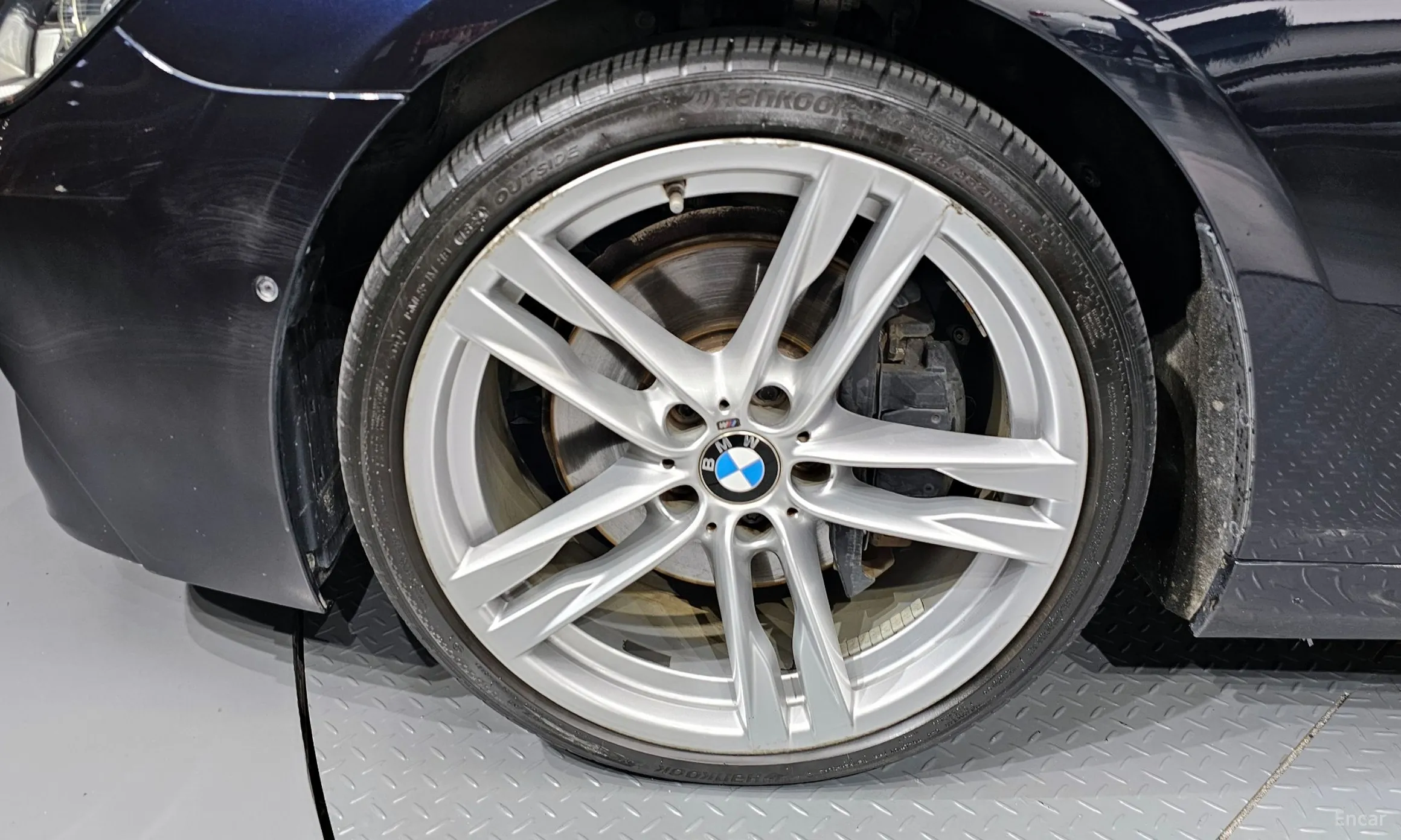 BMW 6 Series (F12) превью 5