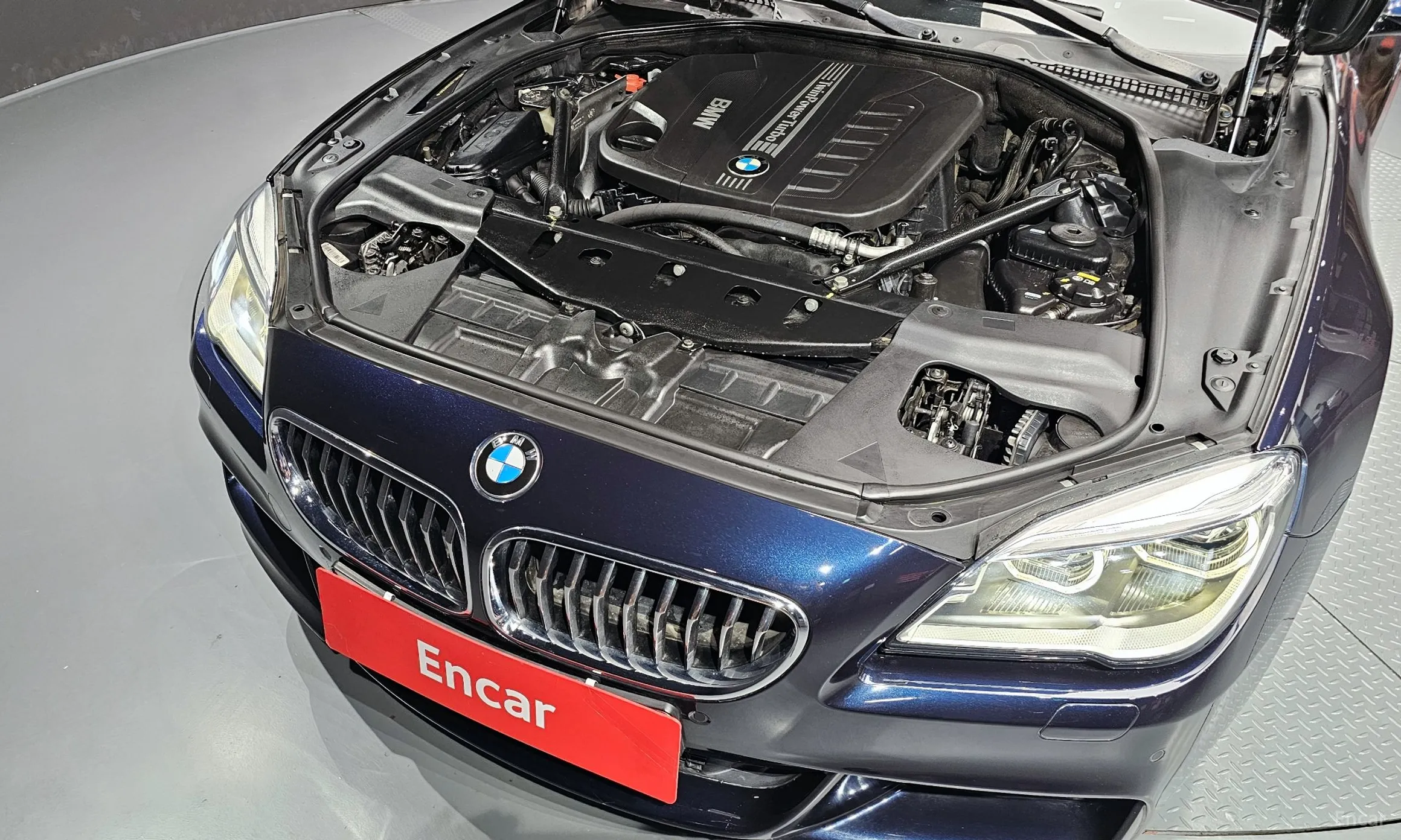 BMW 6 Series (F12) превью 6
