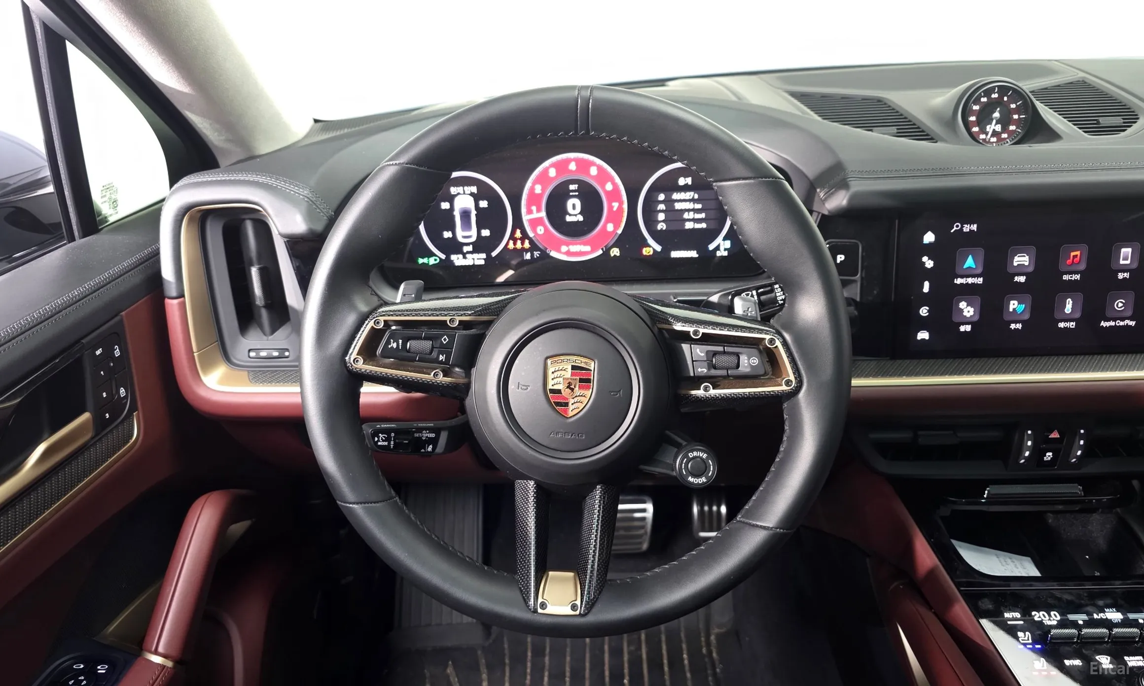Porsche Cayenne (PO536) превью 13