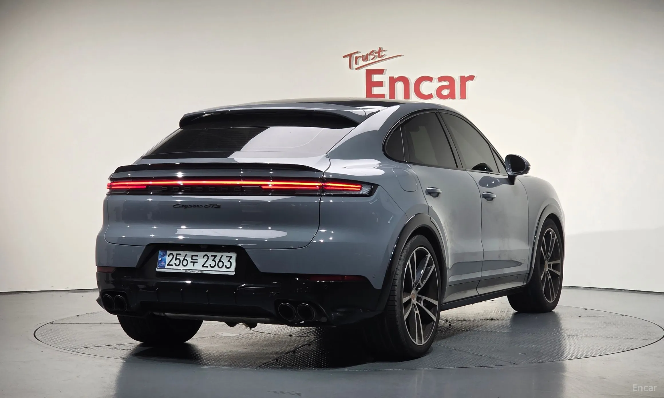 Porsche Cayenne (PO536) превью 2