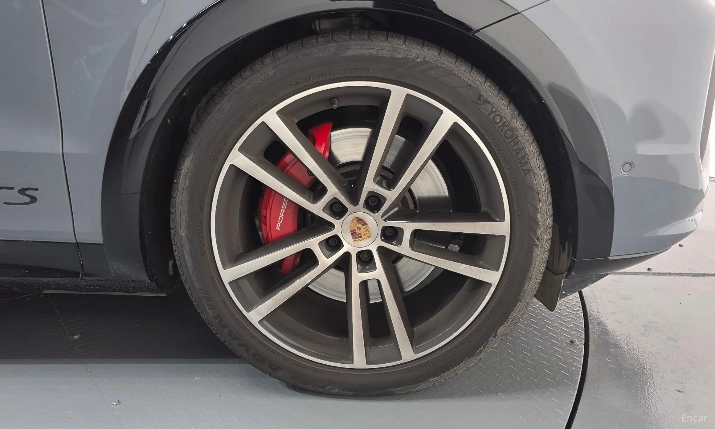 Porsche Cayenne (PO536) превью 5