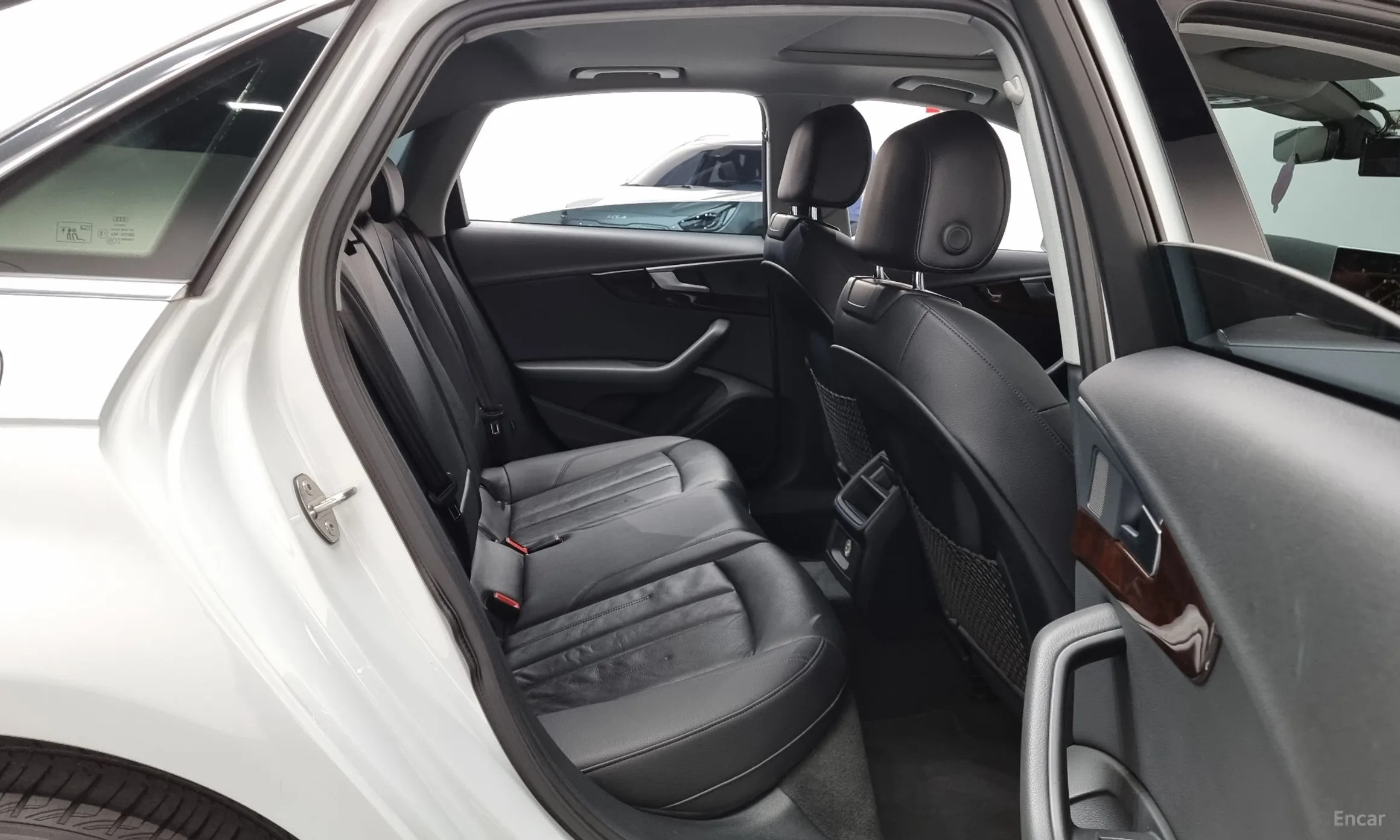 Audi A4 (B9) превью 12