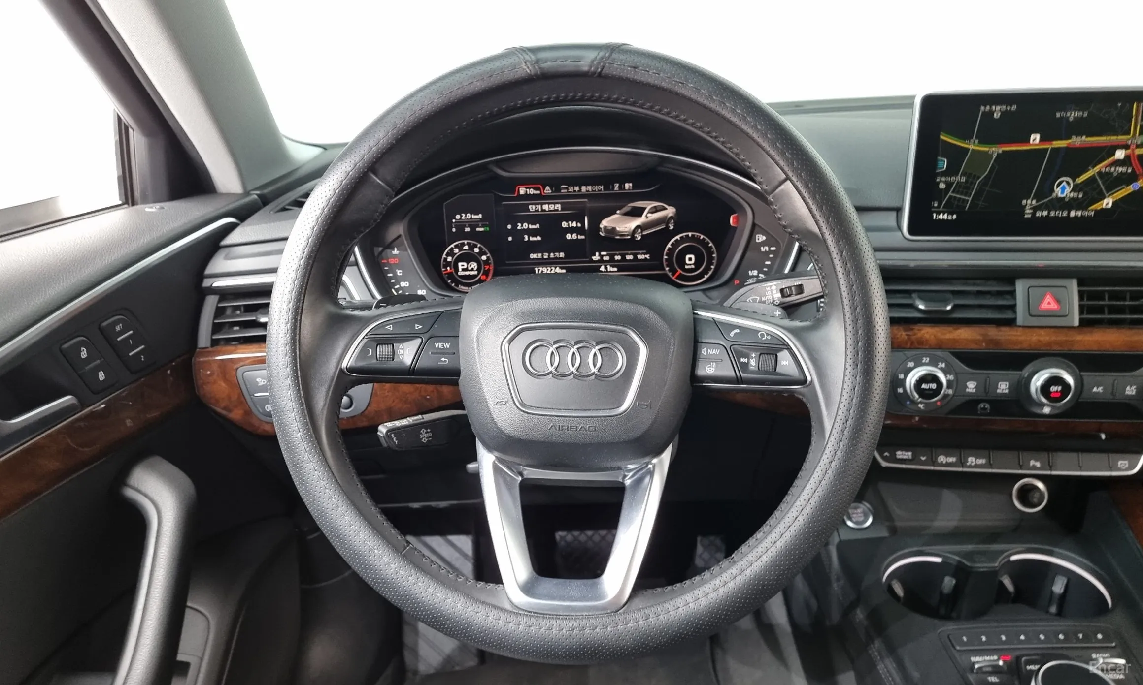 Audi A4 (B9) превью 13