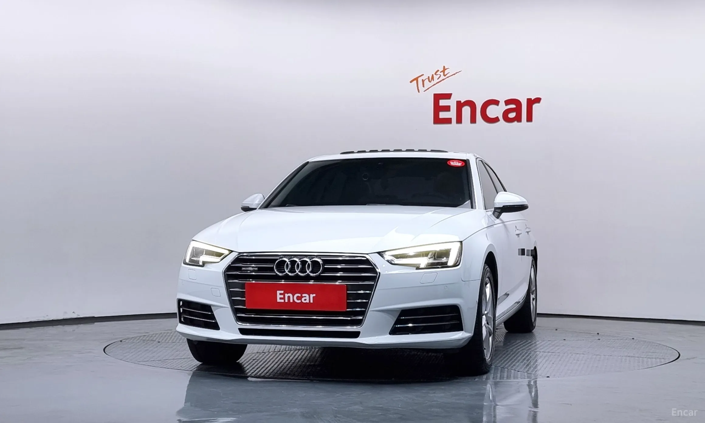 Audi A4 (B9) превью 3
