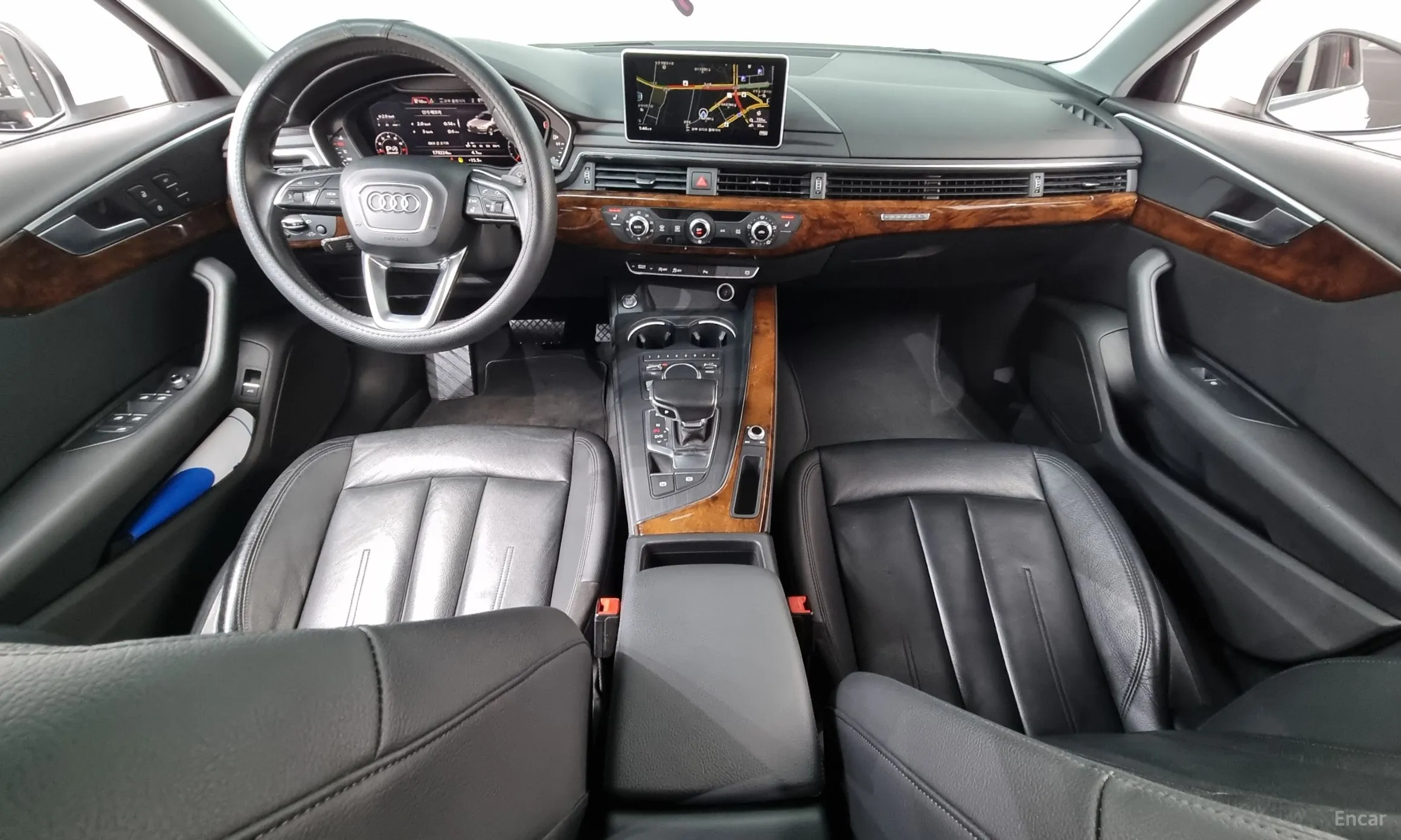 Audi A4 (B9) превью 7
