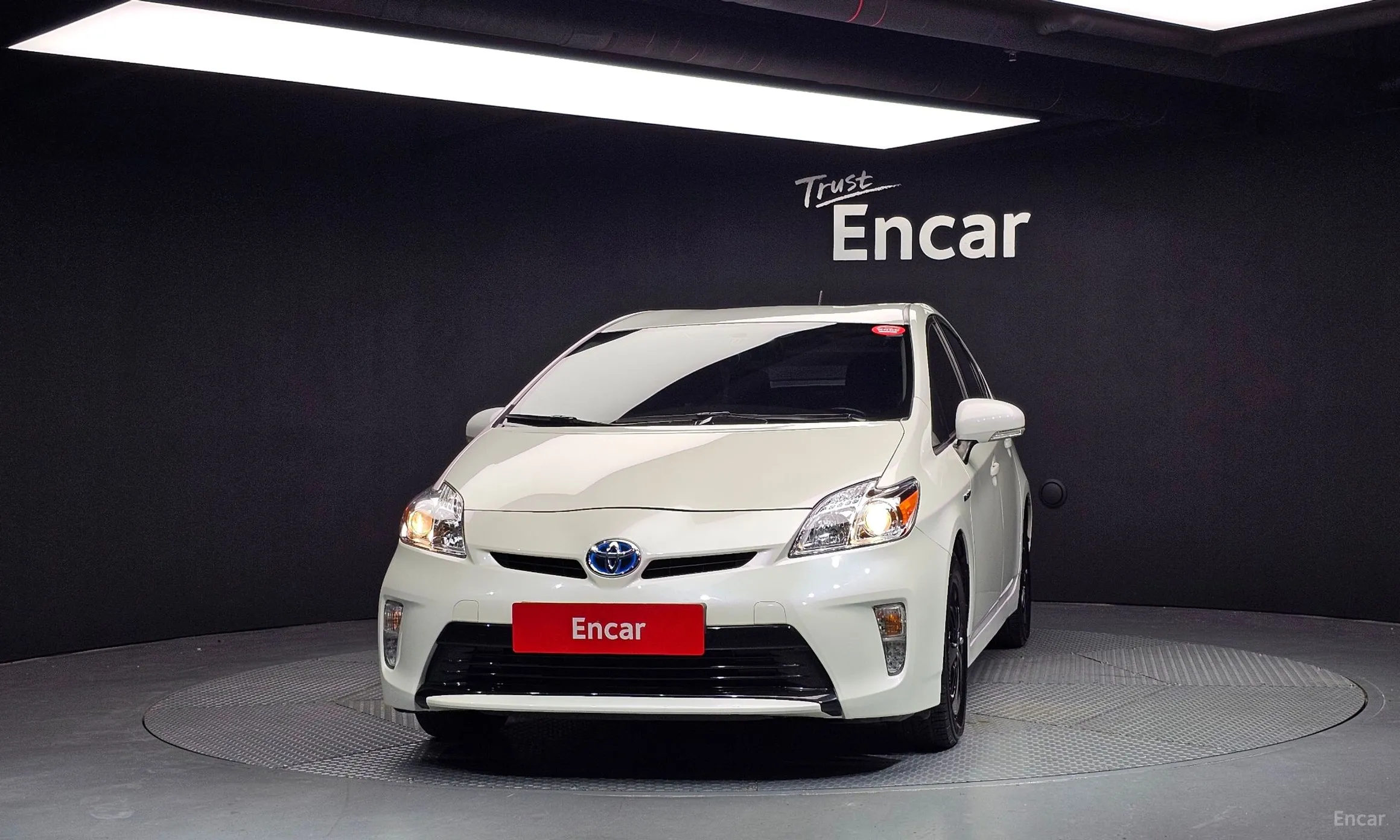 Toyota Toyota Prius превью 3