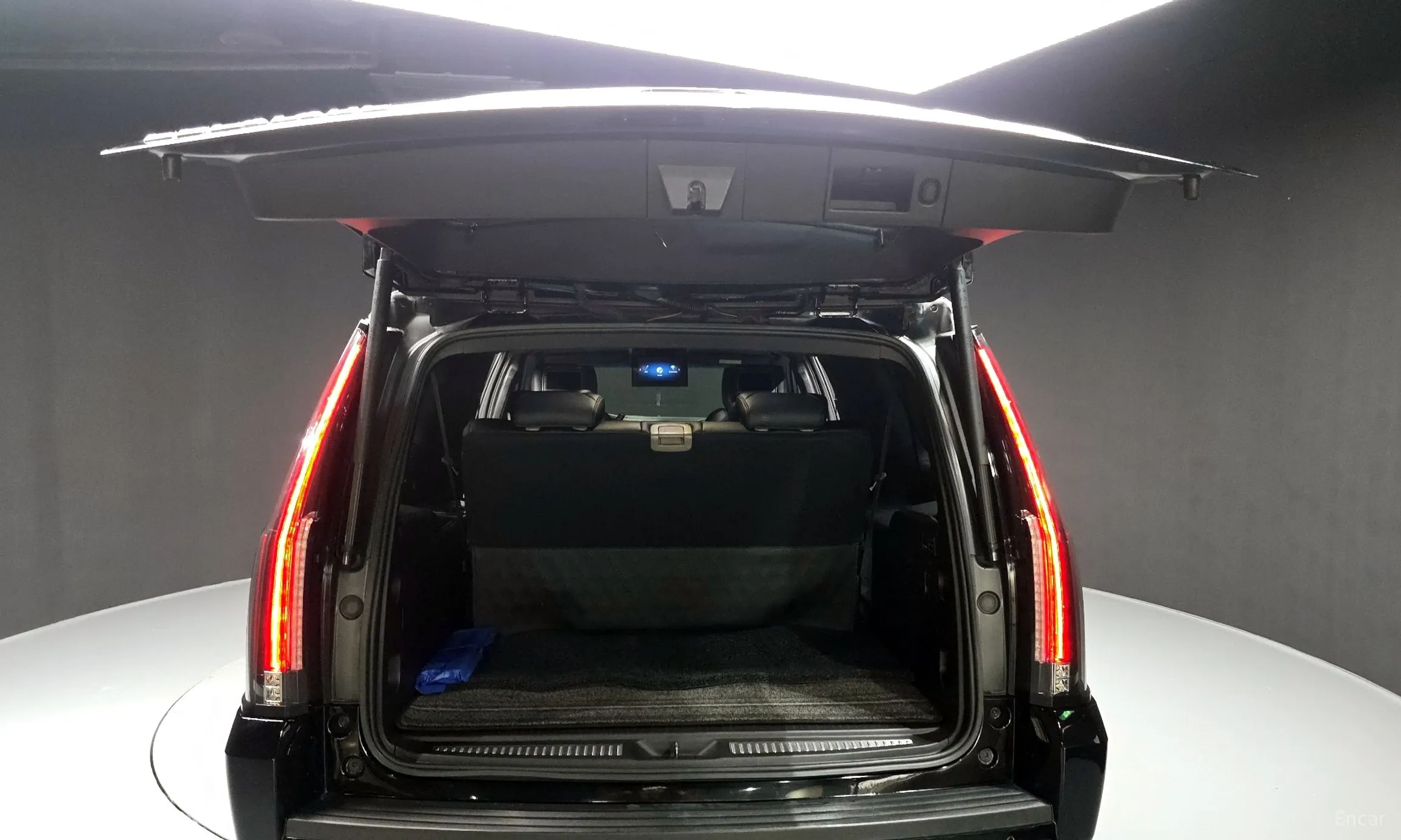 Cadillac Escalade превью 20