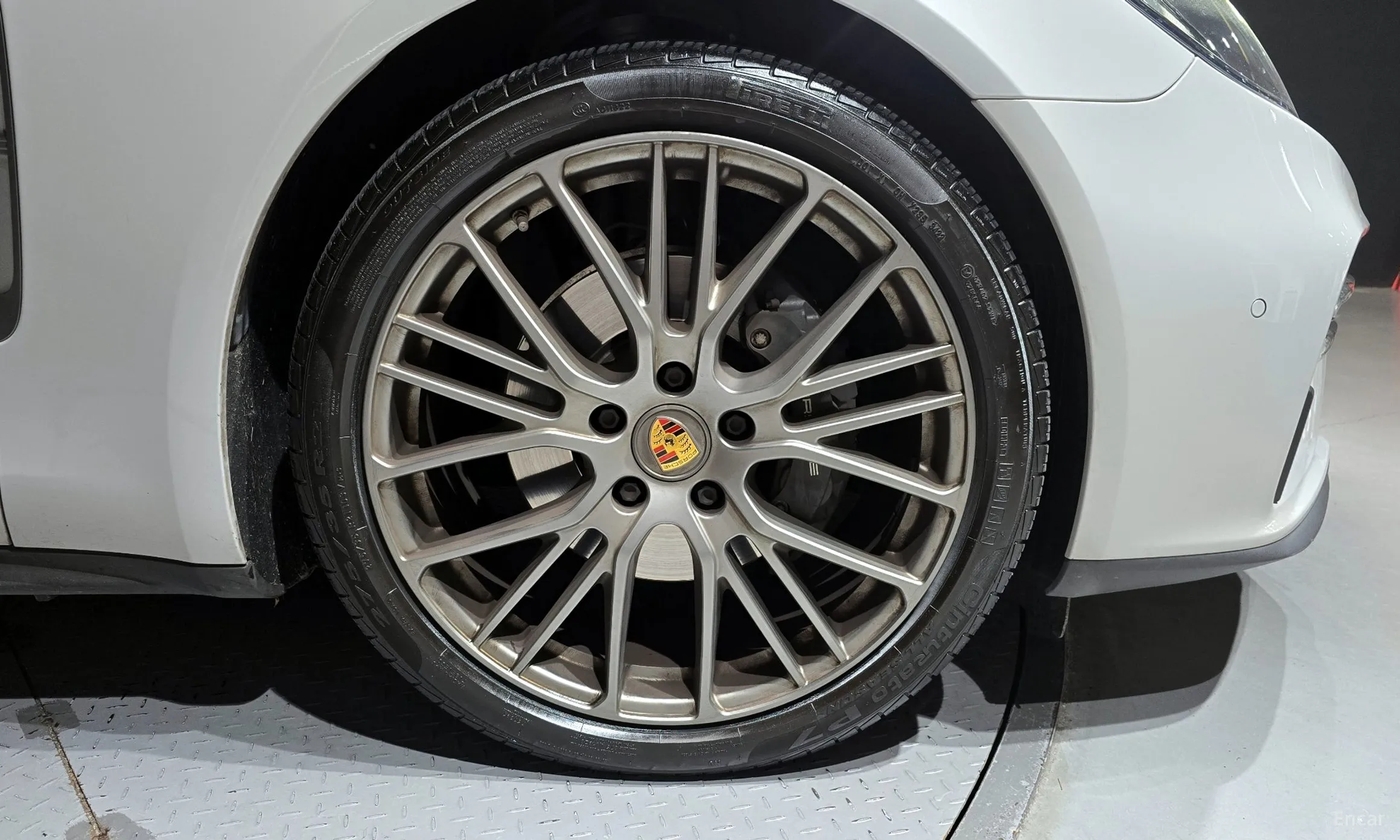 Porsche Panamera (971) превью 5