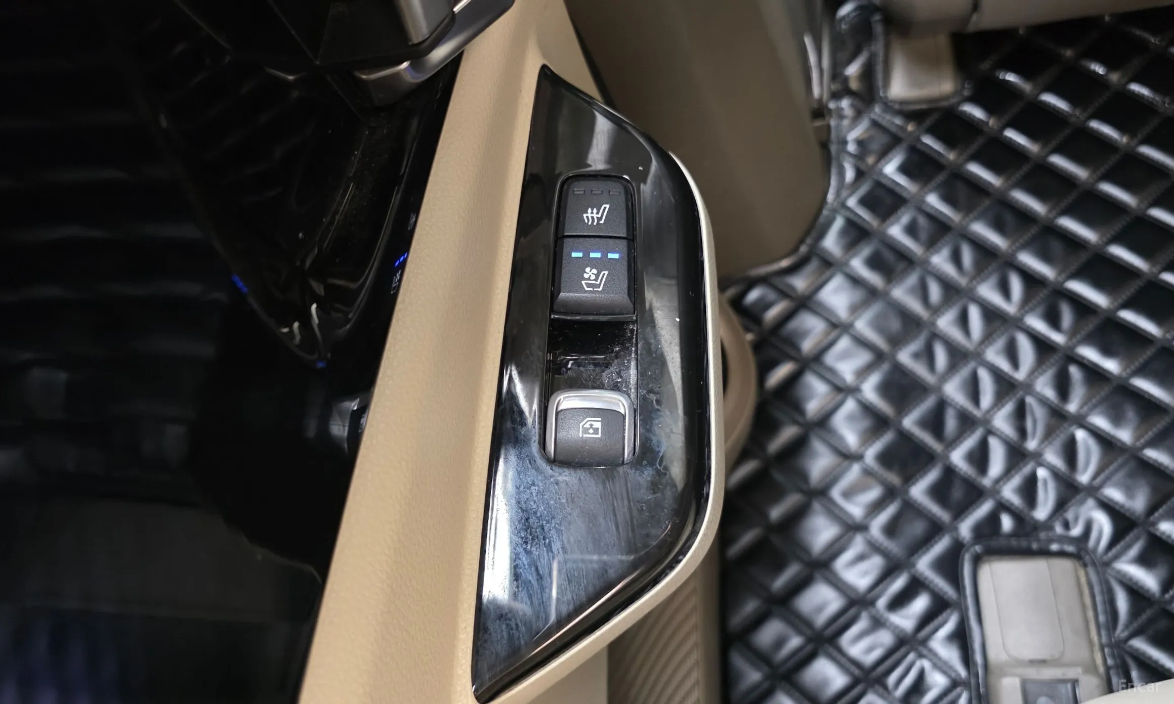 Kia Carnival Gen 4 превью 18
