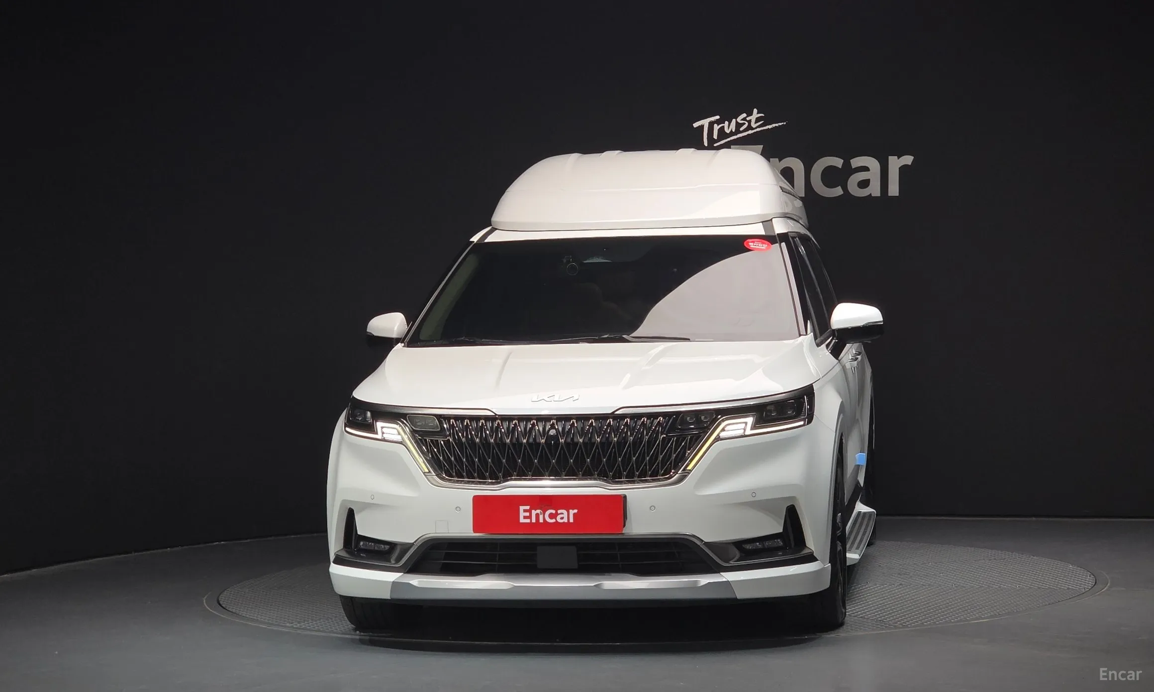 Kia Carnival Gen 4 превью 3