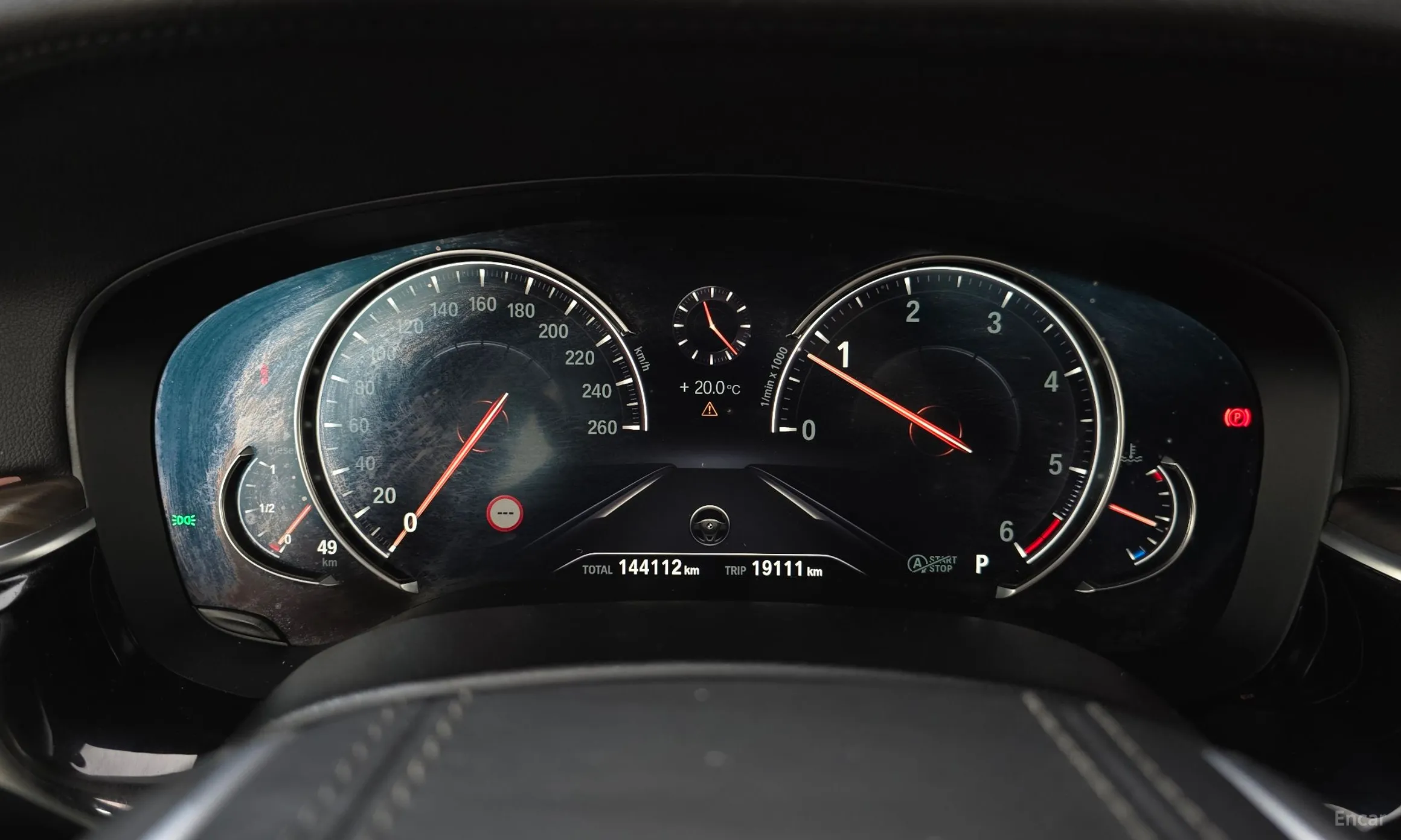 BMW 5 Series (G30) превью 8