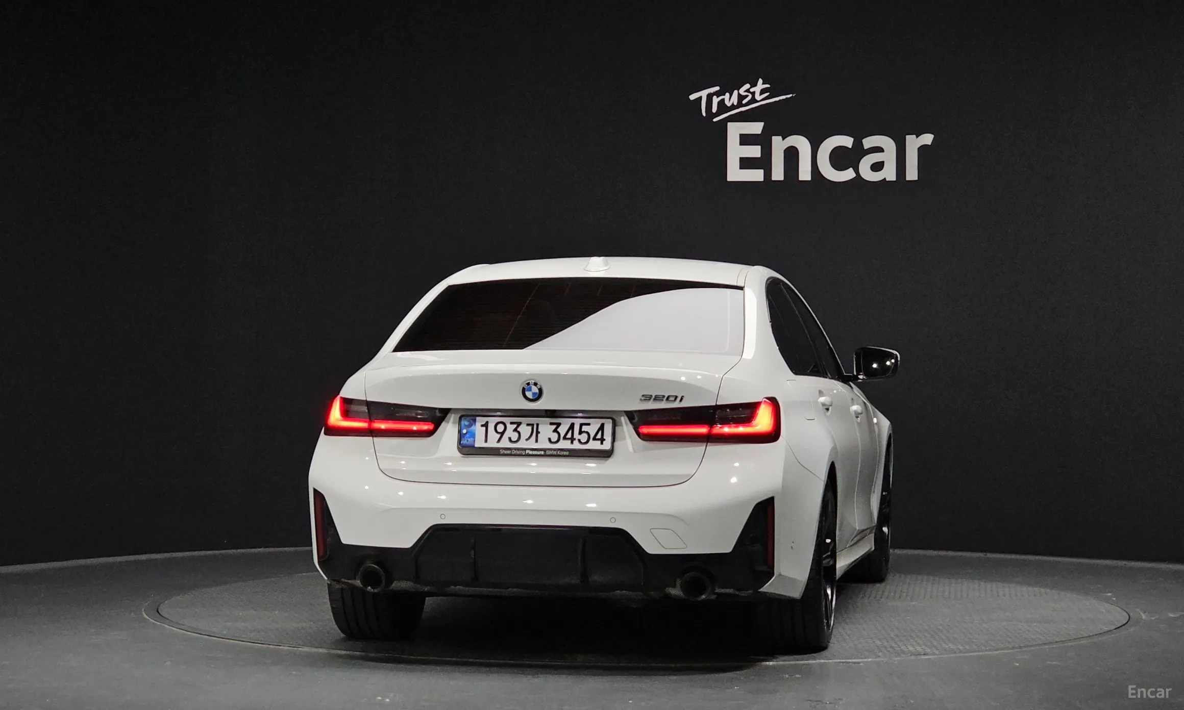 BMW 3 Series (G20) превью 4