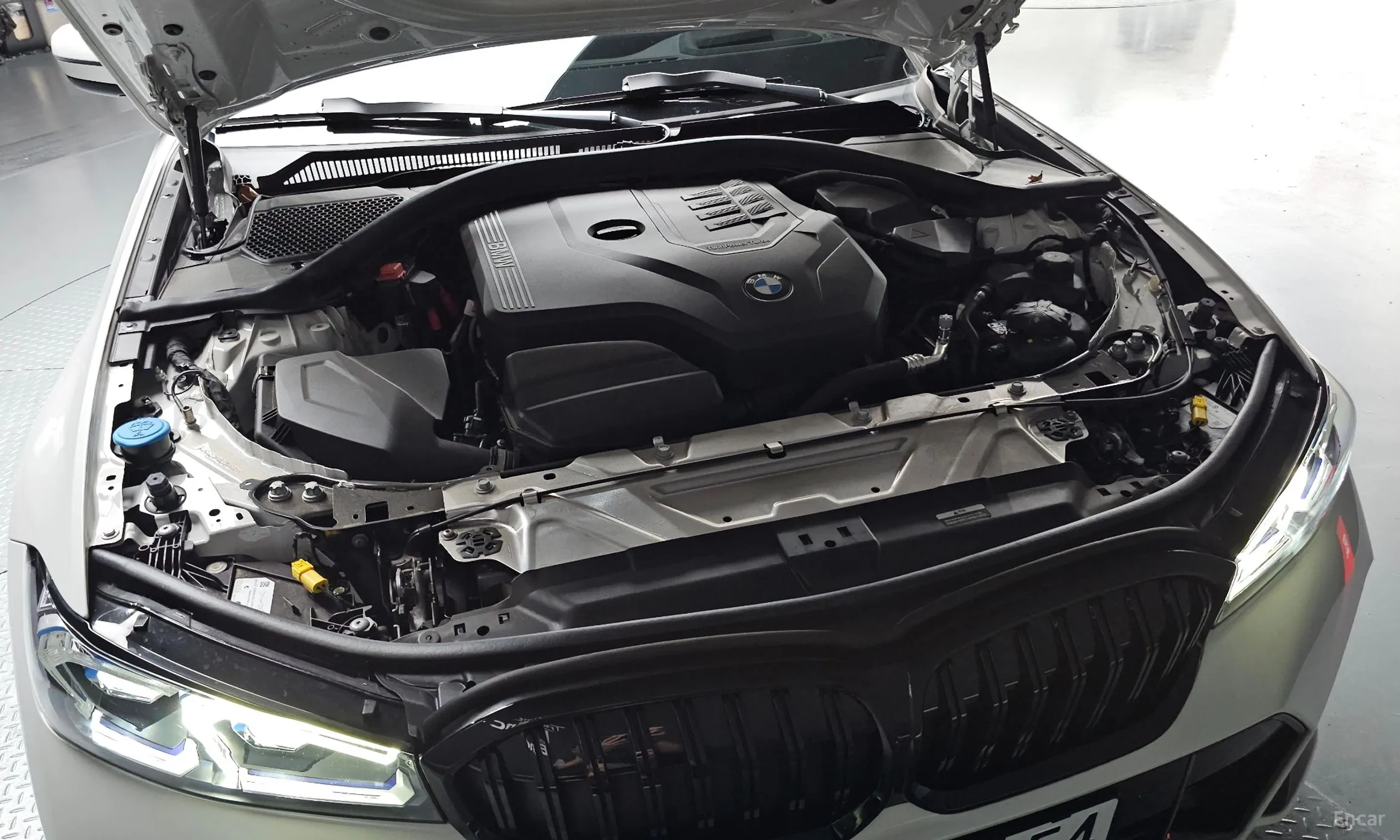 BMW 3 Series (G20) превью 6