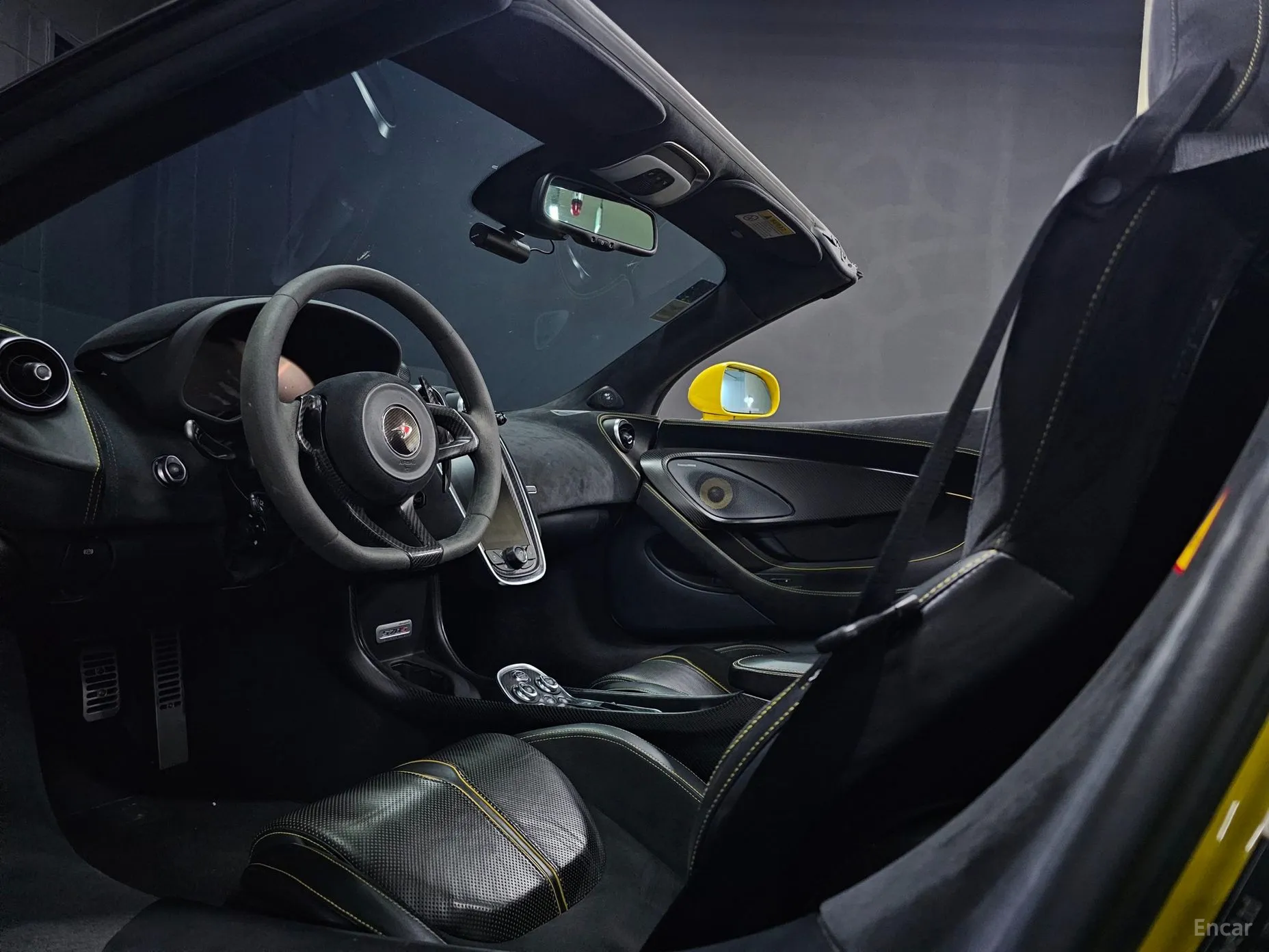 McLaren 570S превью 12