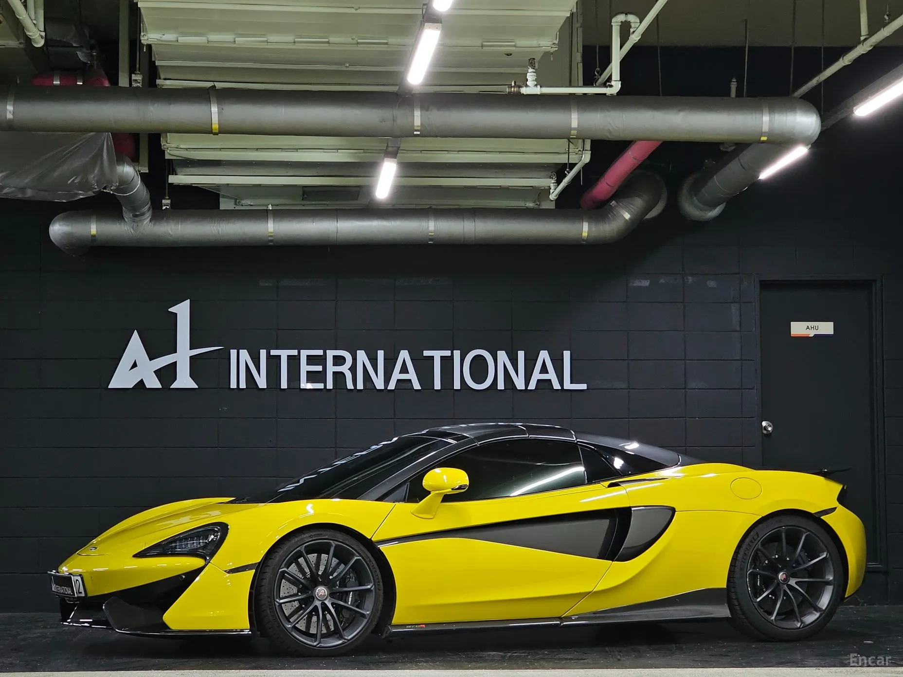 McLaren 570S превью 3