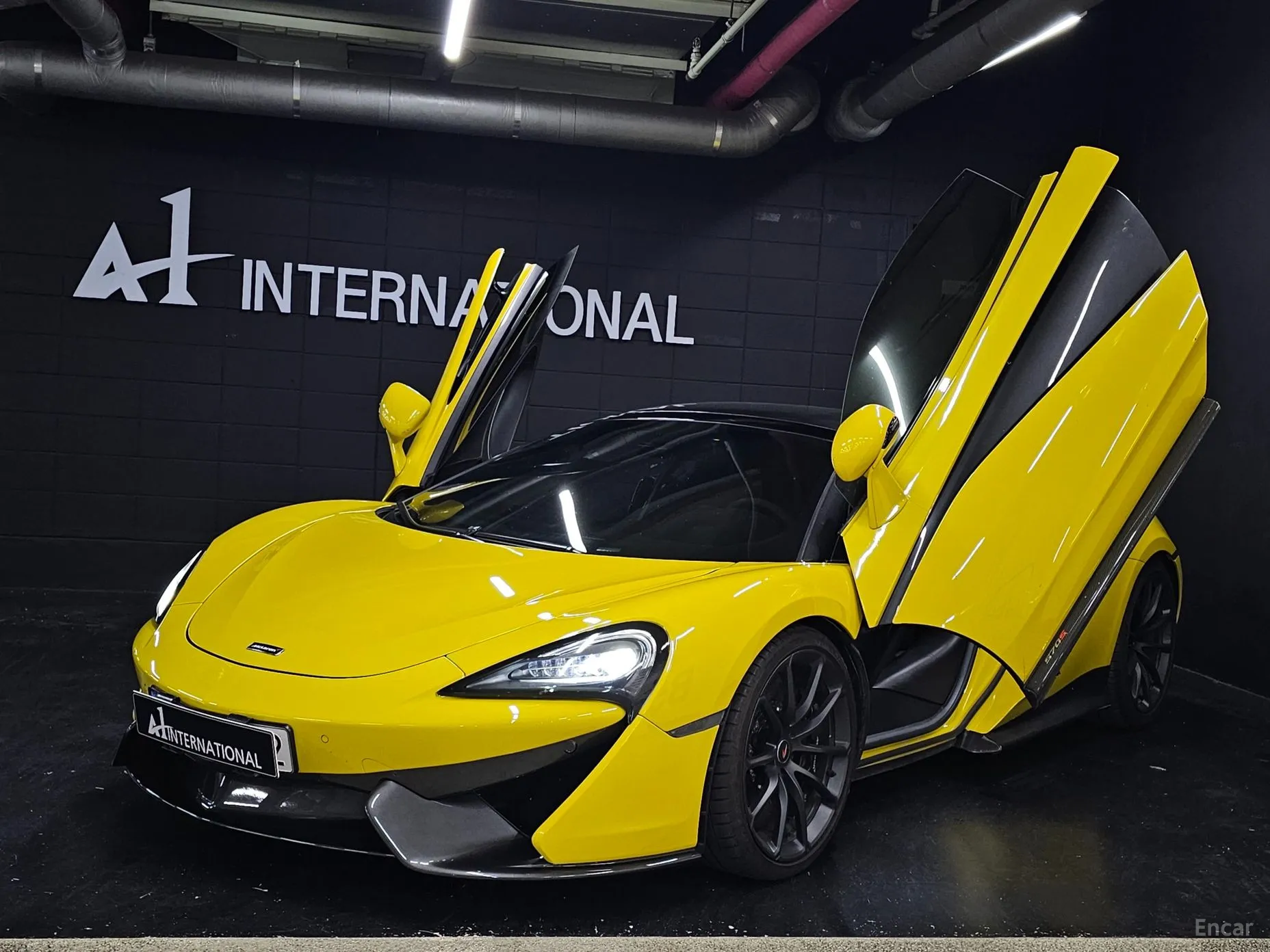 McLaren 570S превью 5