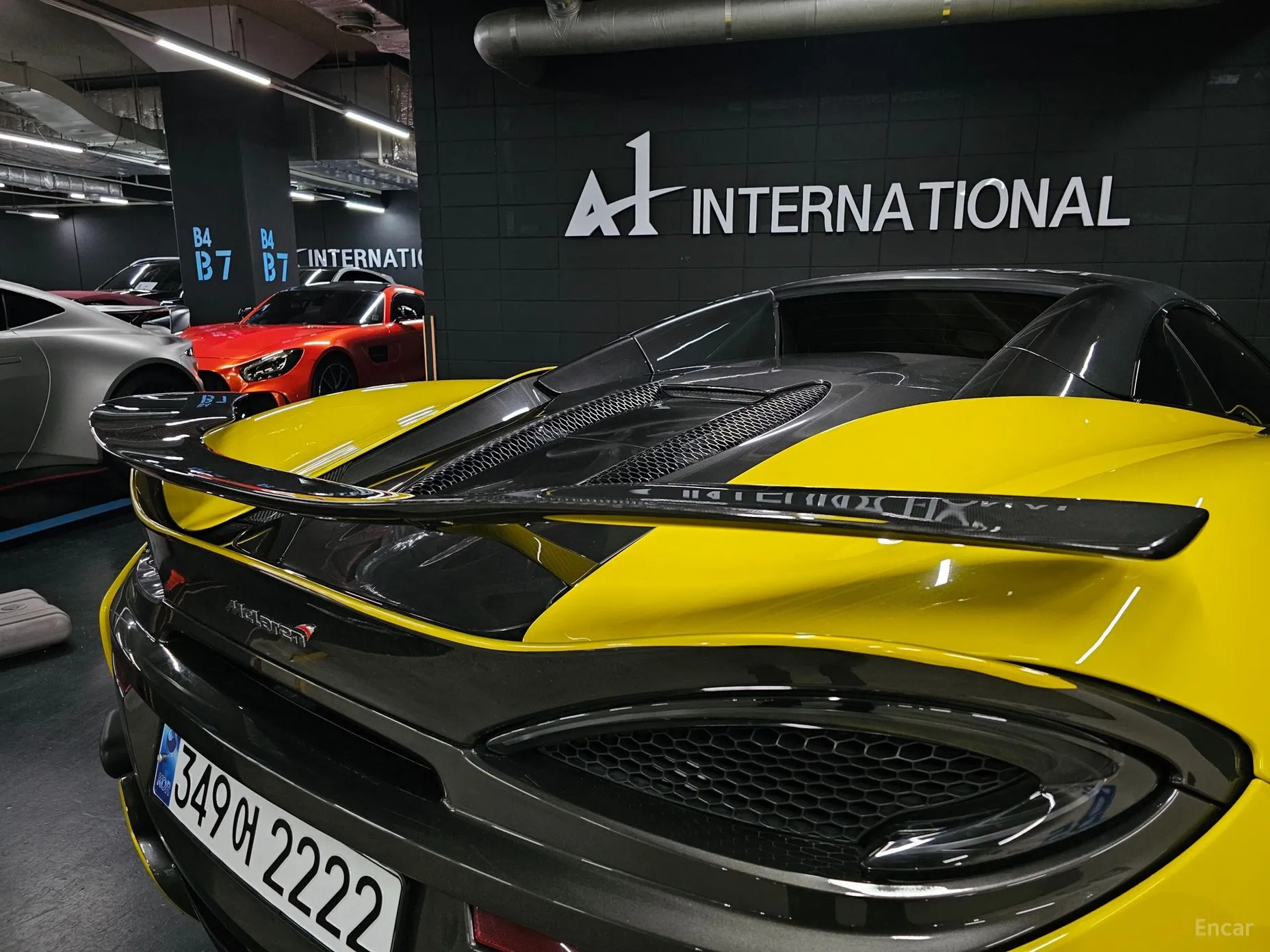 McLaren 570S превью 8
