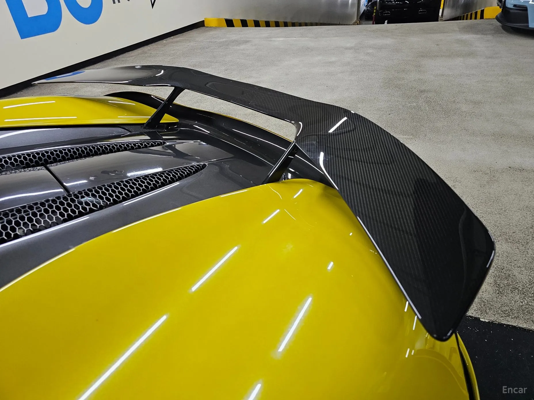 McLaren 570S превью 9