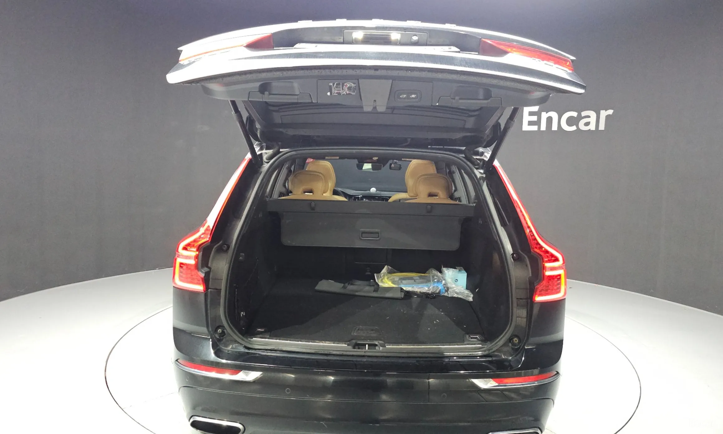 Volvo XC60 Gen 2 превью 20