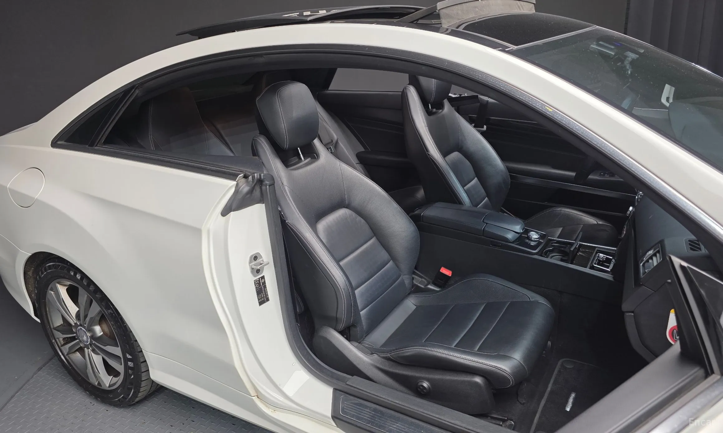 Mercedes Benz E-Class W212 превью 12