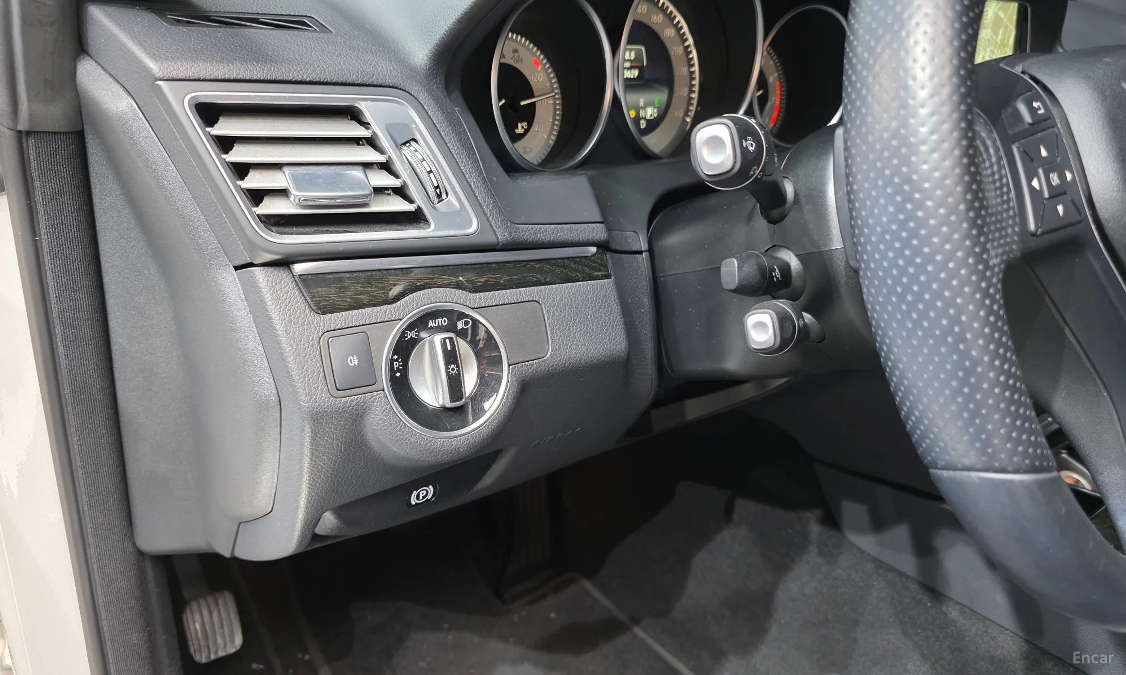 Mercedes Benz E-Class W212 превью 15