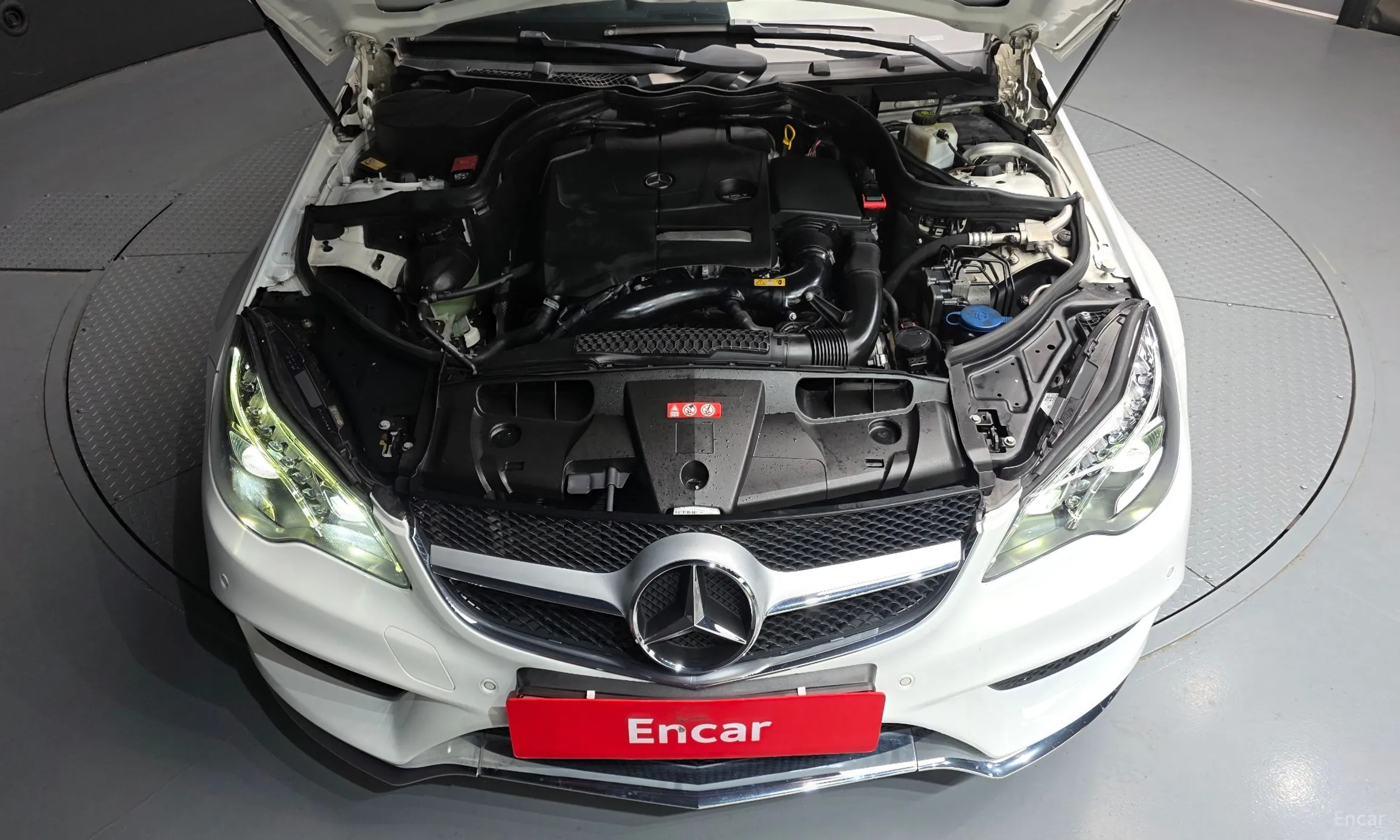 Mercedes Benz E-Class W212 превью 6