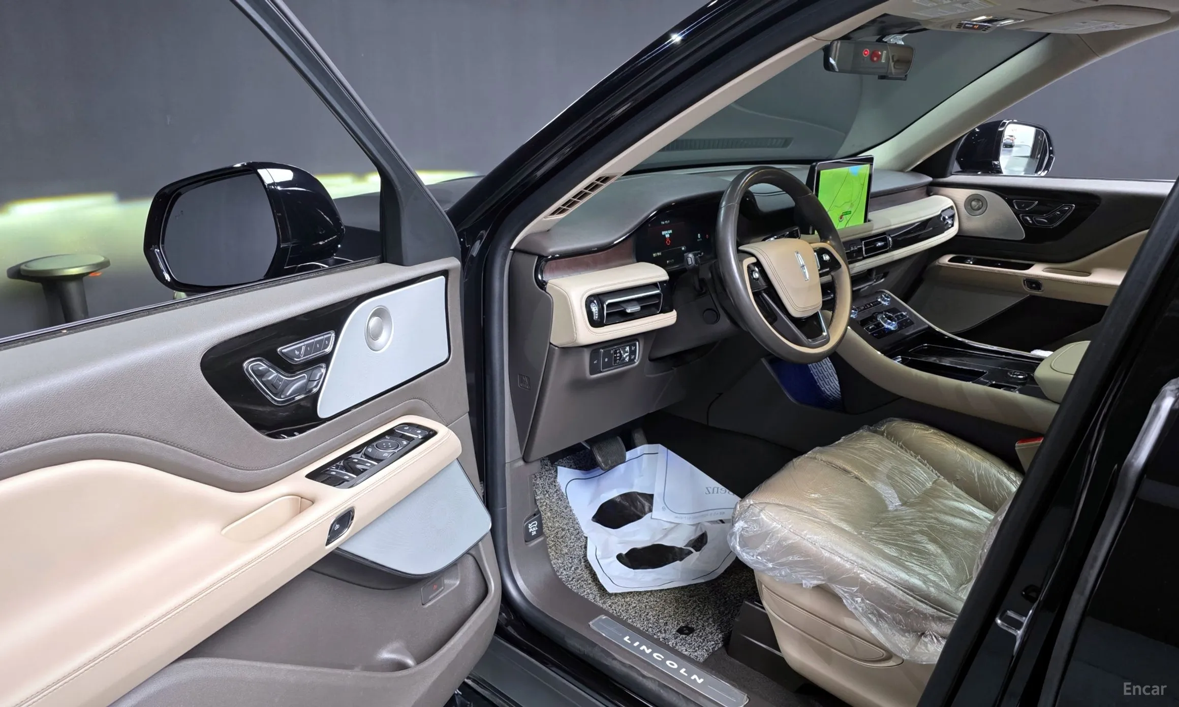 Lincoln Aviator 2nd Generation превью 10