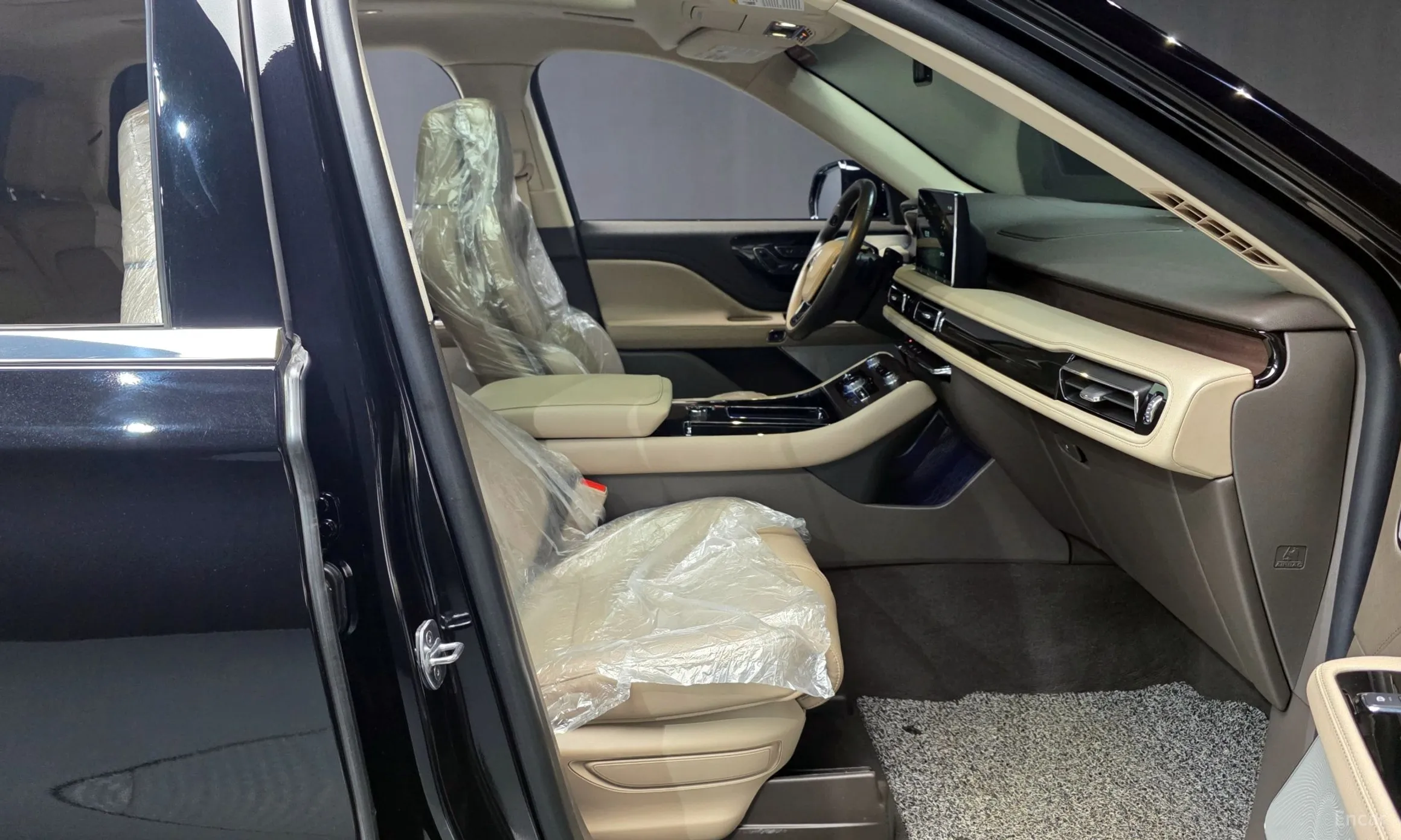 Lincoln Aviator 2nd Generation превью 11