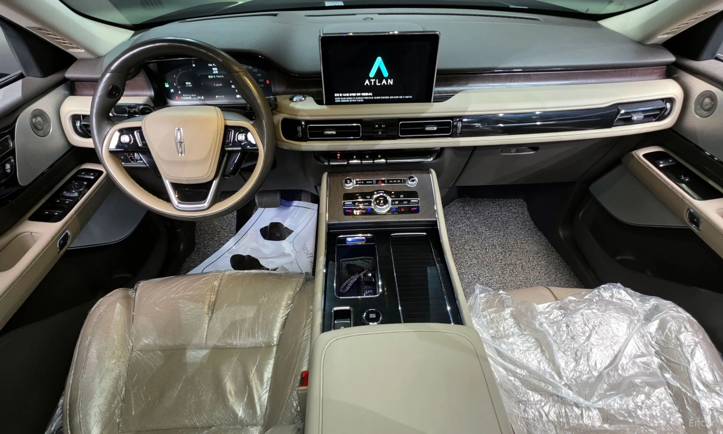 Lincoln Aviator 2nd Generation превью 7