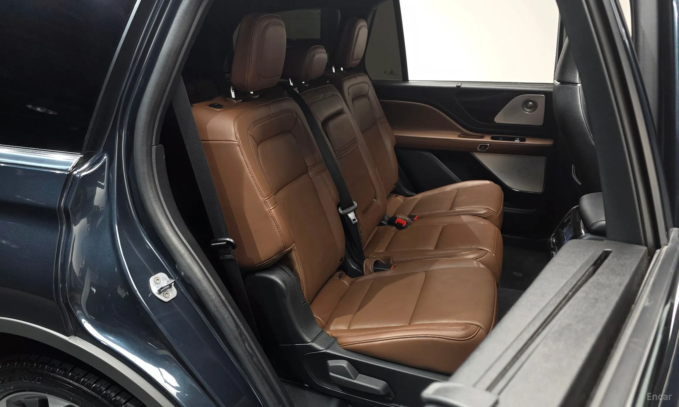 Lincoln Aviator 2nd Generation превью 11