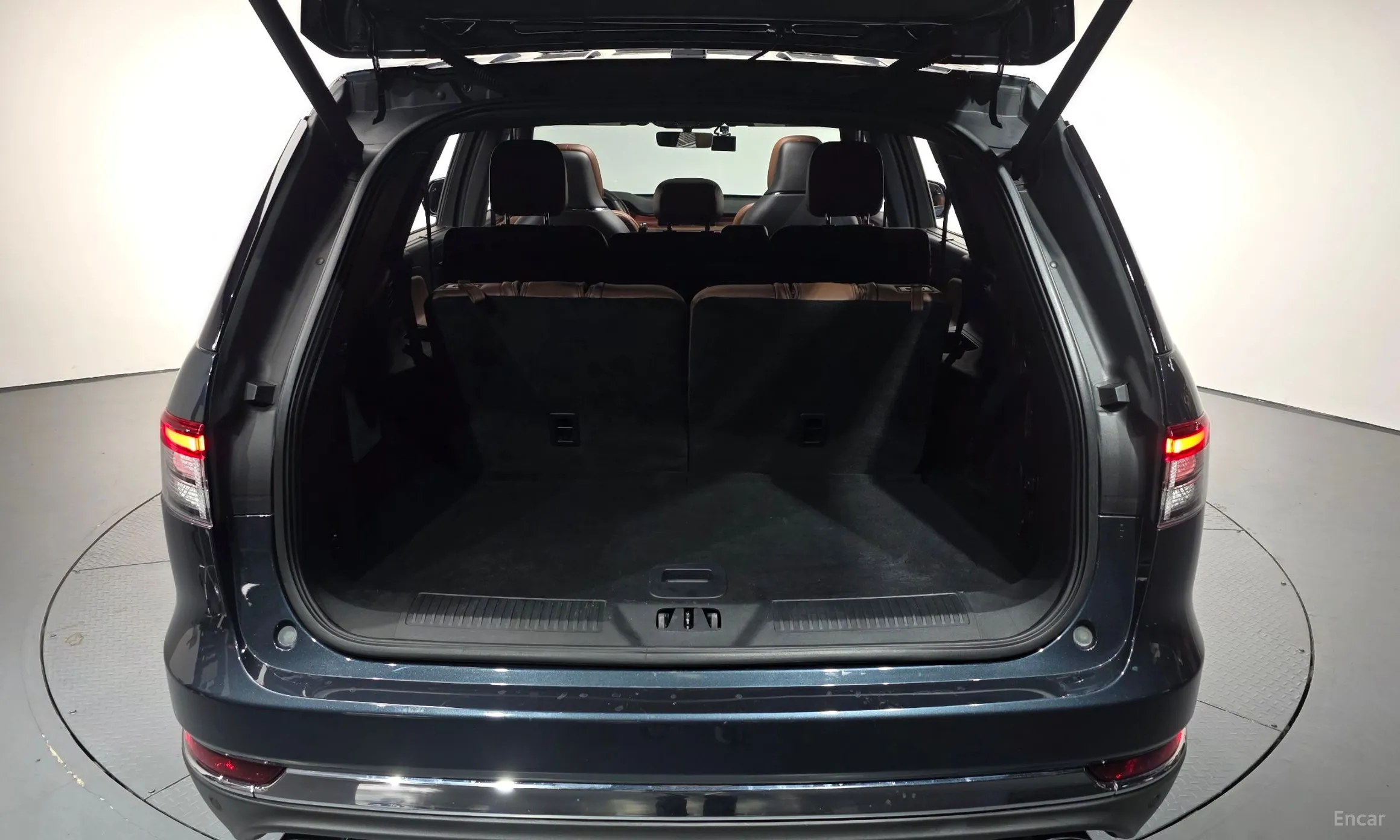 Lincoln Aviator 2nd Generation превью 20