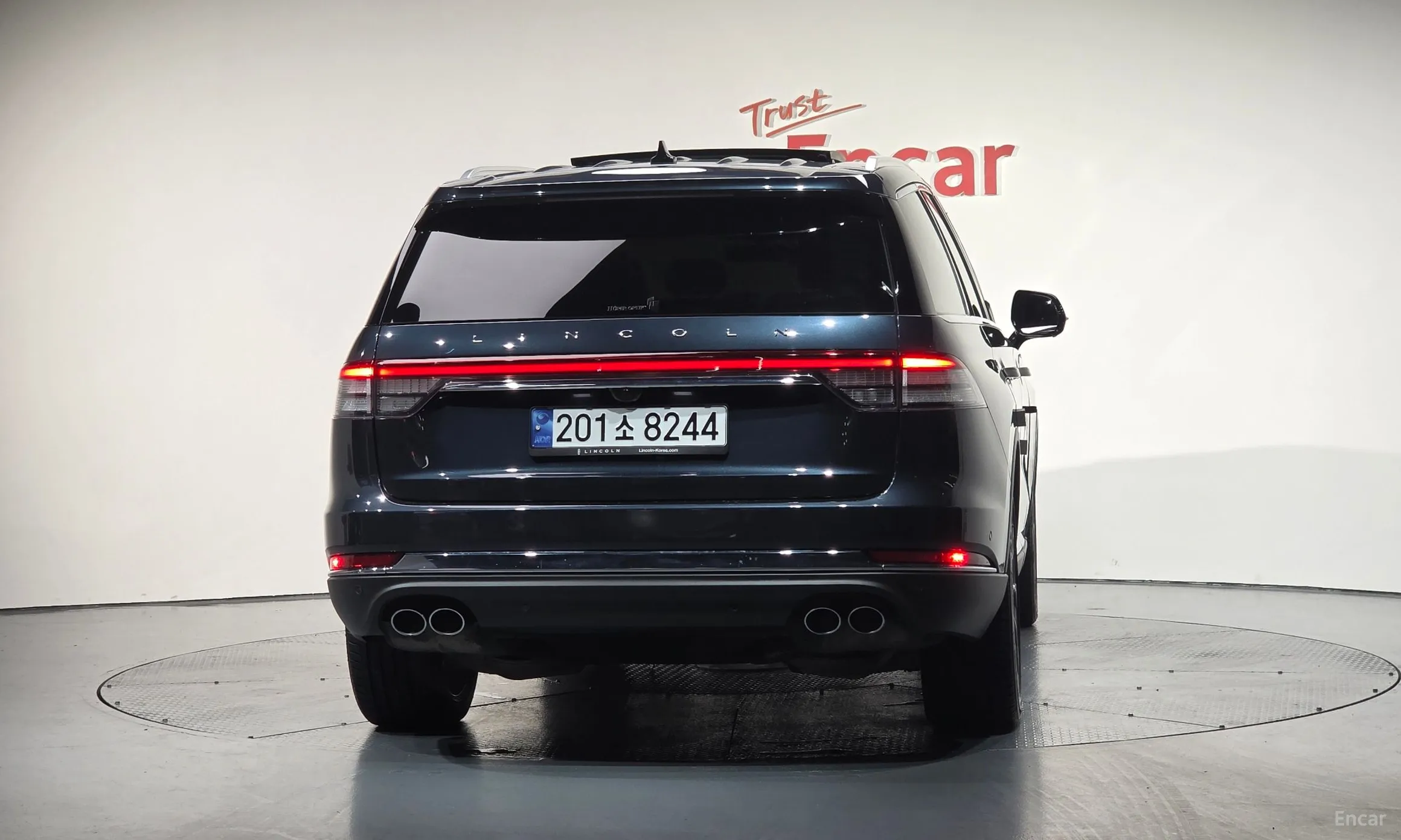 Lincoln Aviator 2nd Generation превью 4