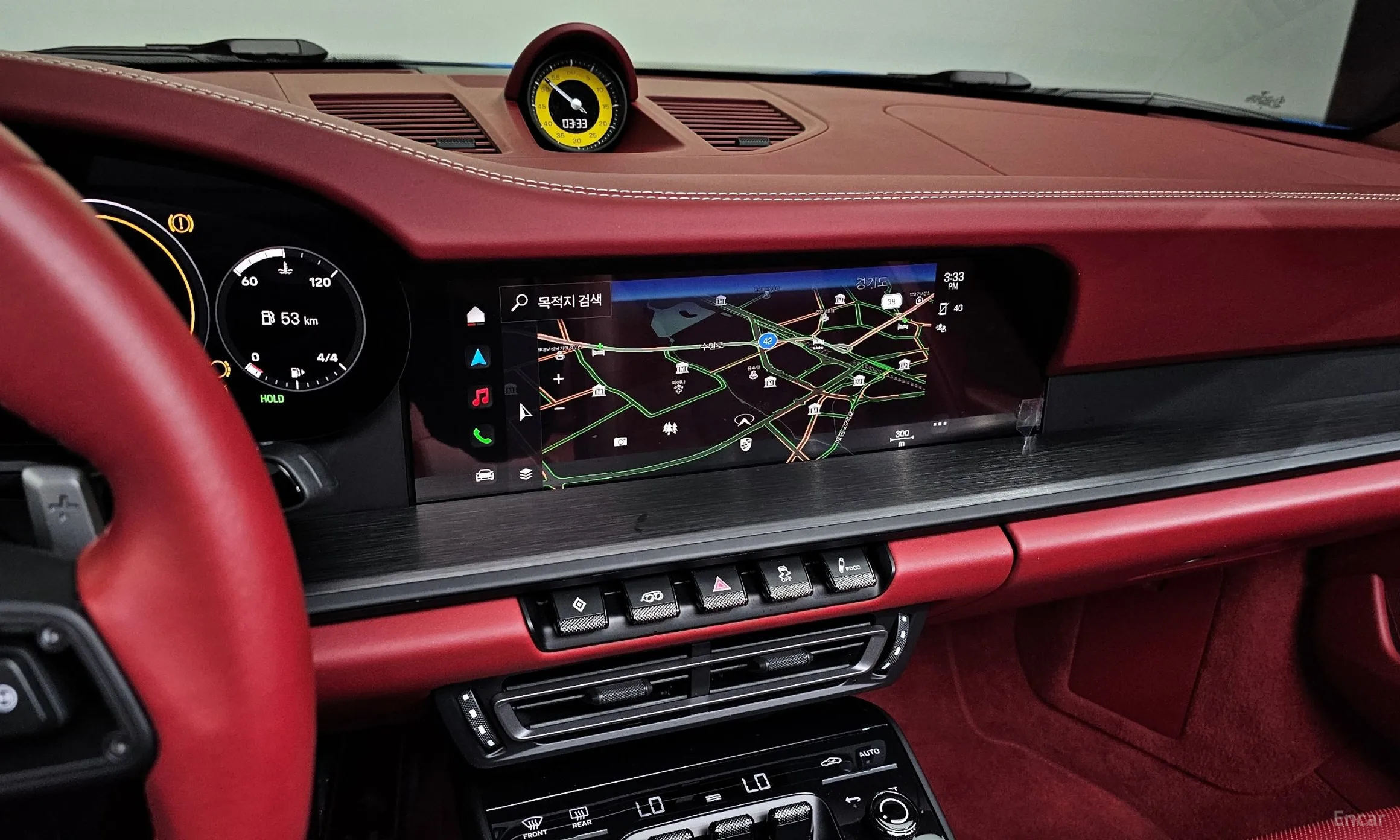 Porsche 911 (992) превью 15
