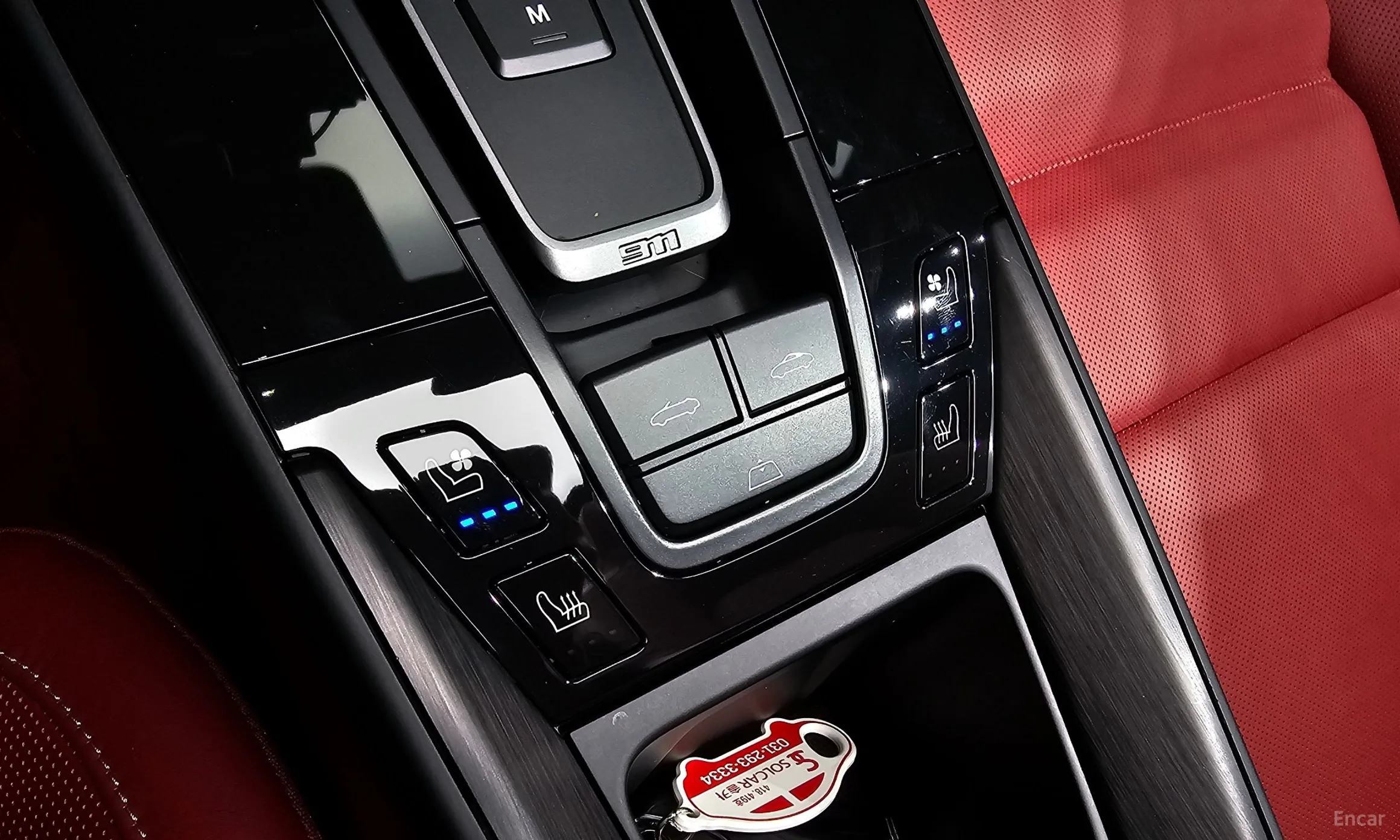 Porsche 911 (992) превью 18