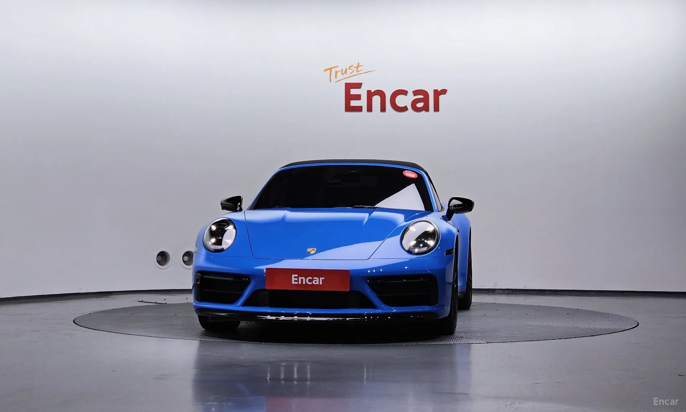 Porsche 911 (992) превью 3
