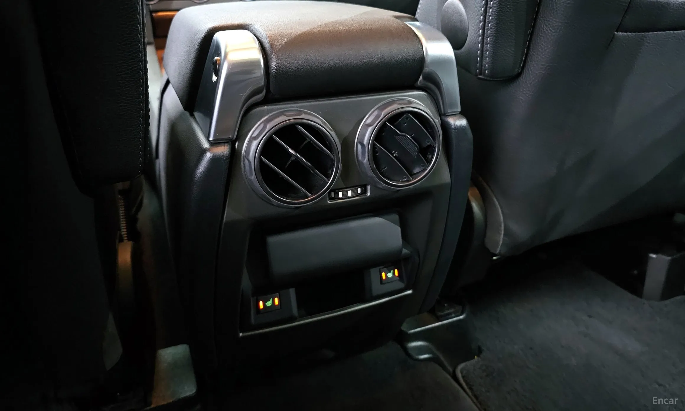 Land Rover Discovery 4 превью 18