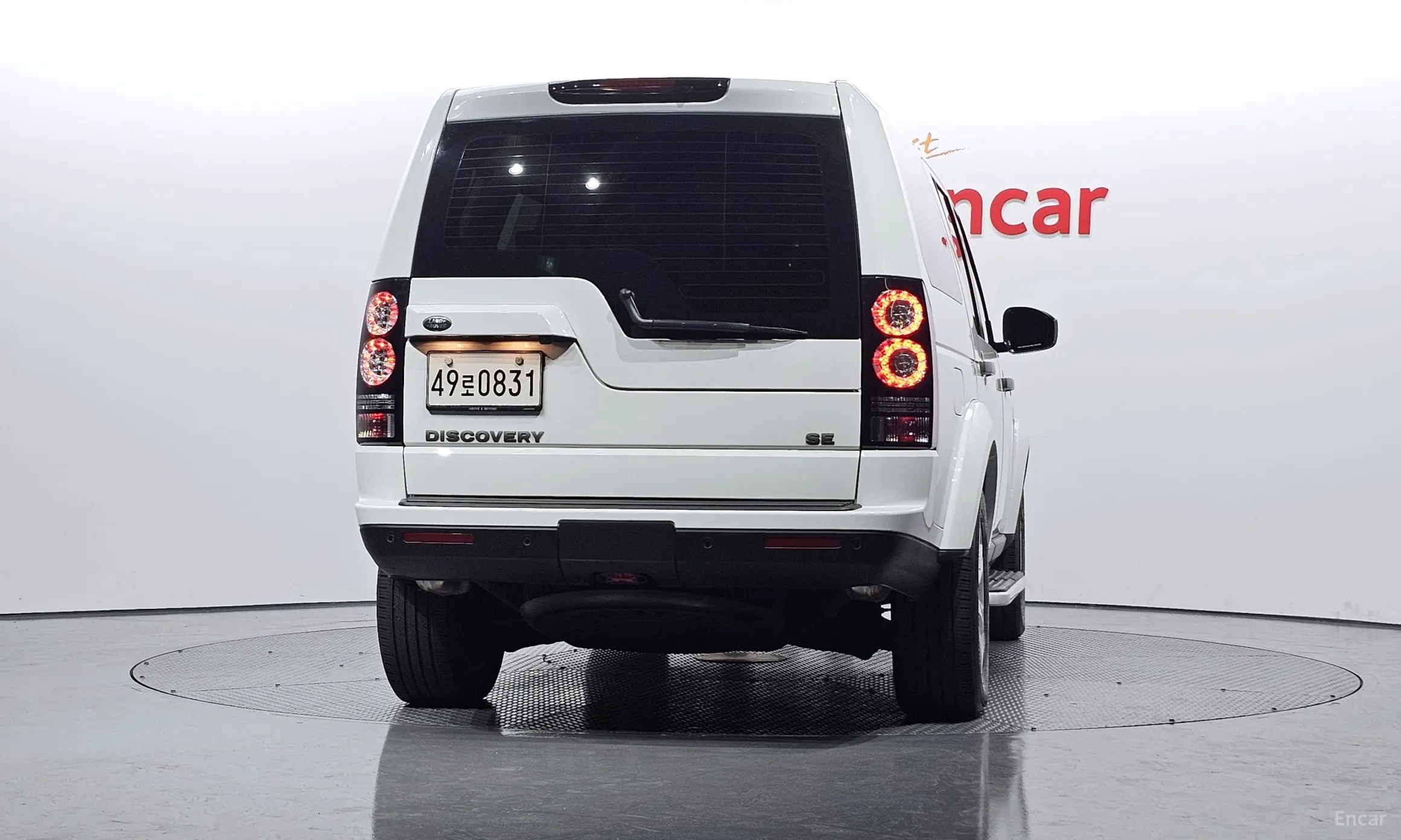 Land Rover Discovery 4 превью 4
